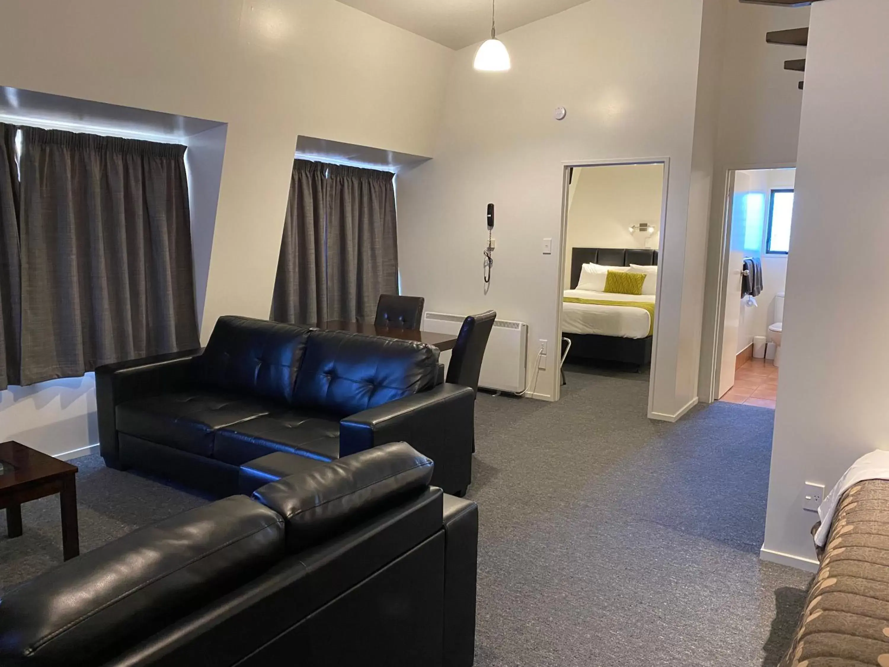 Superior One-Bedroom Apartment in ASURE Townsman Motor Lodge Superior One-Bedroom Apartment in ASURE Townsman Motor Lodge