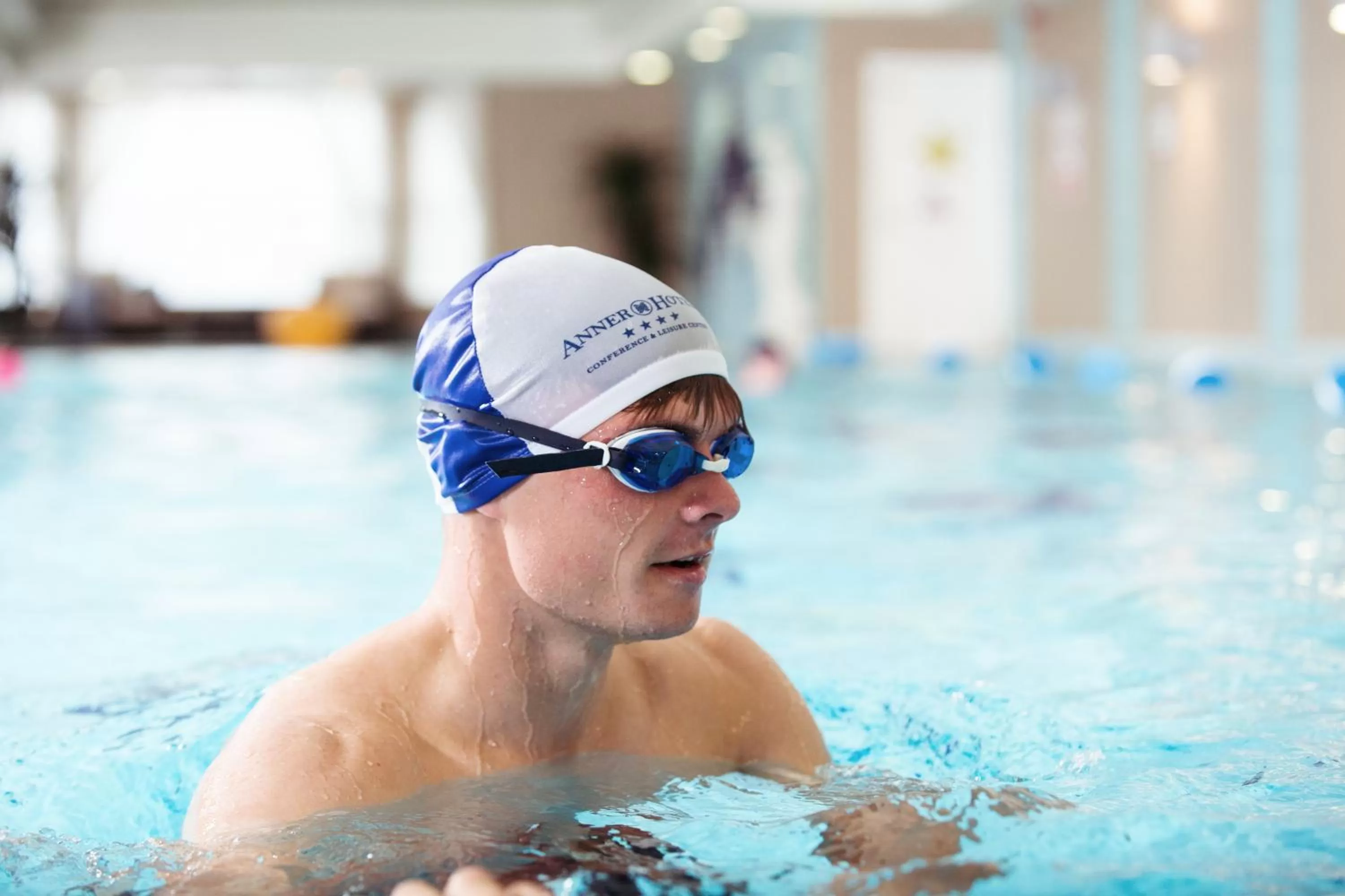 Swimming pool in Anner Hotel