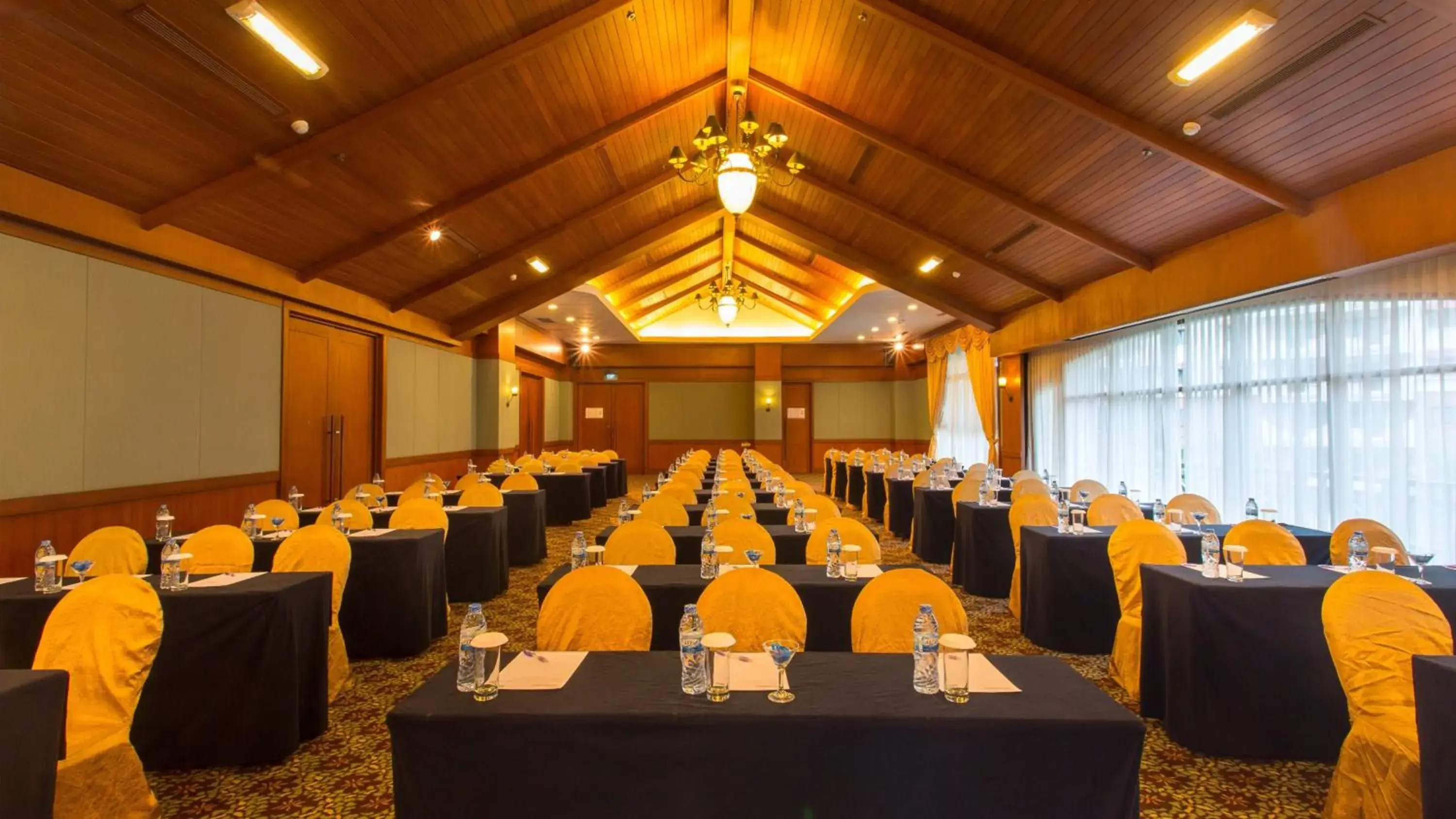 Meeting/conference room in Holiday Inn Resort Batam, an IHG Hotel