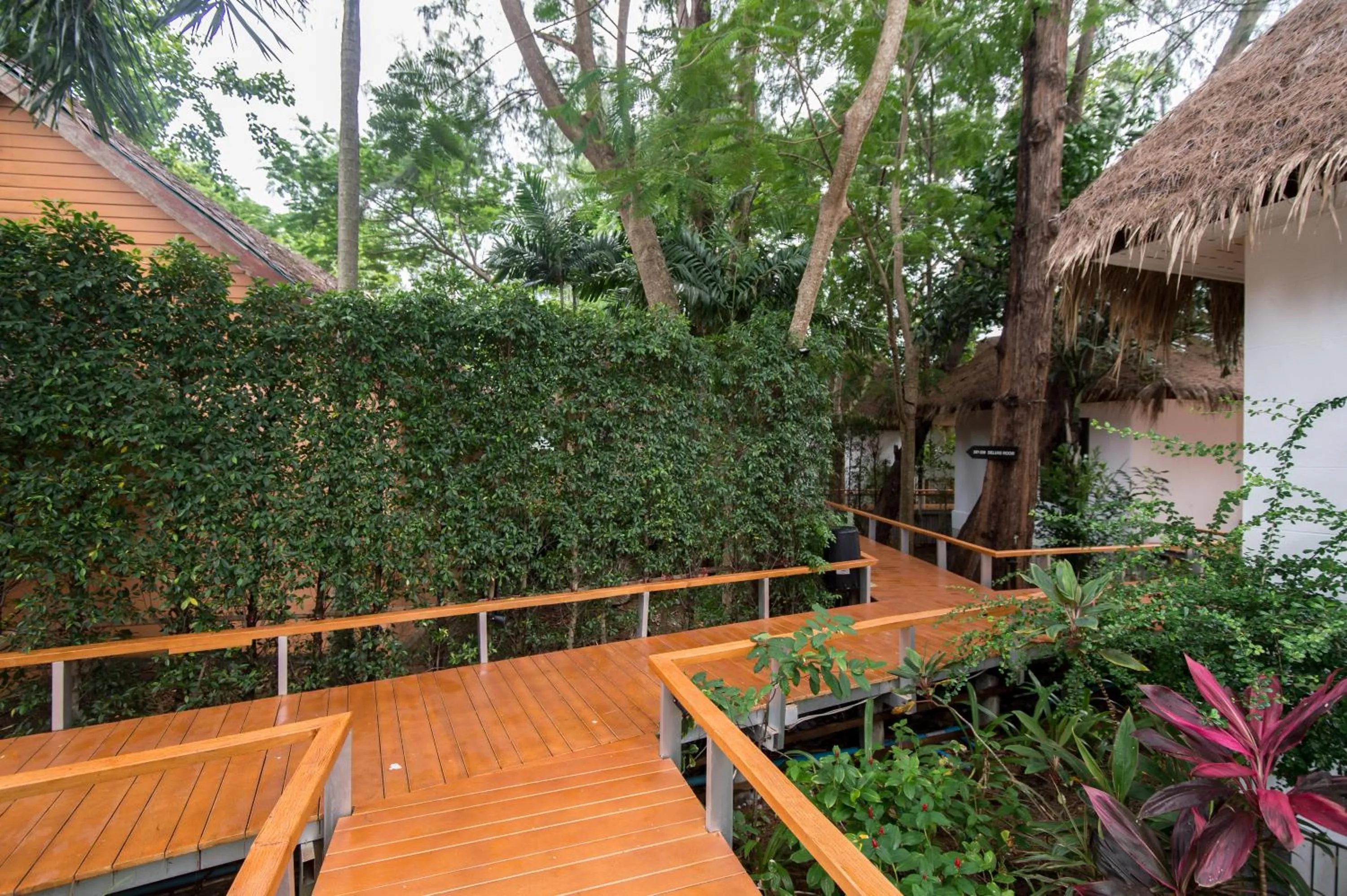 Property building in Twin Bay Resort Koh Lanta