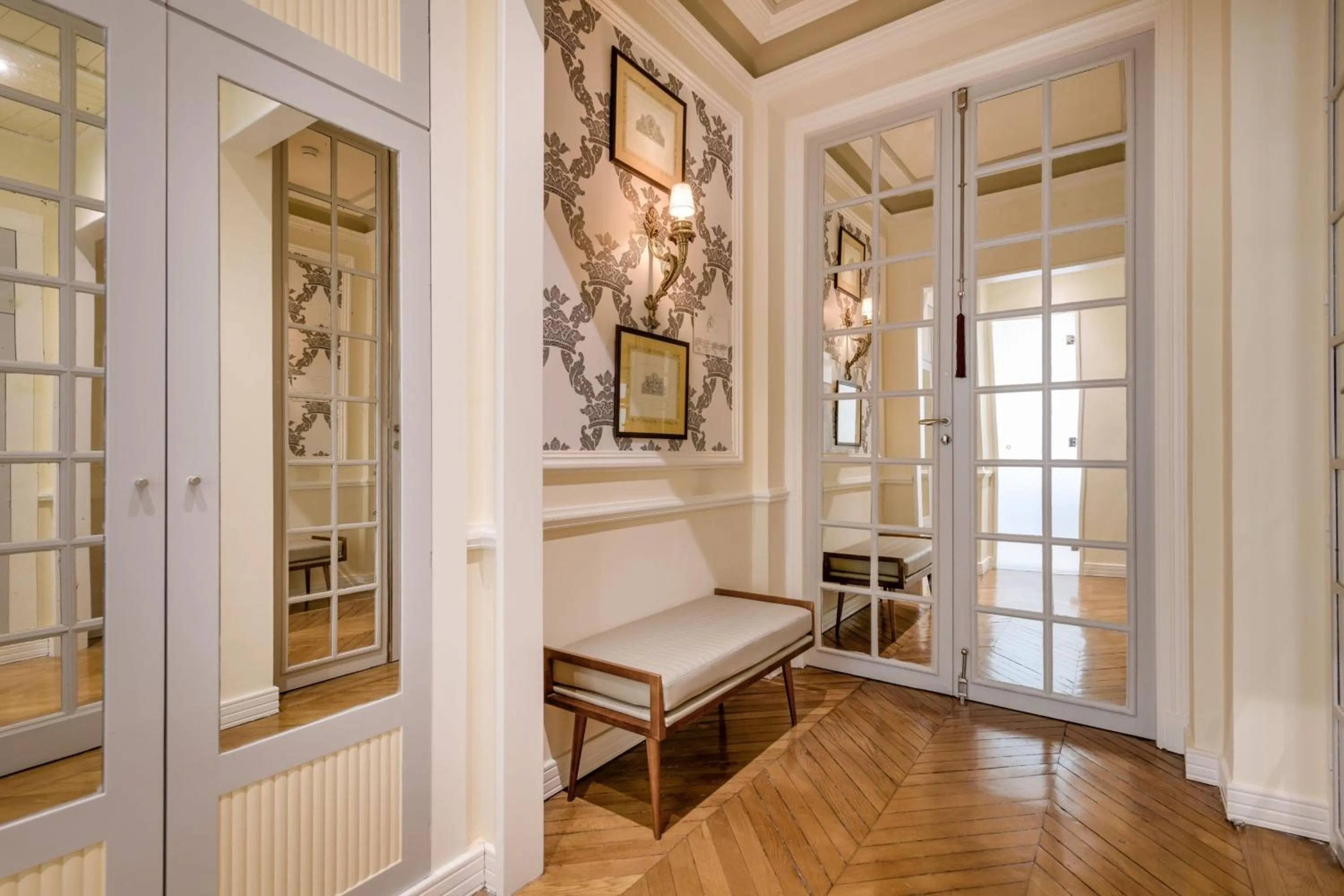 Lobby or reception in Santo Mauro, a Luxury Collection Hotel, Madrid