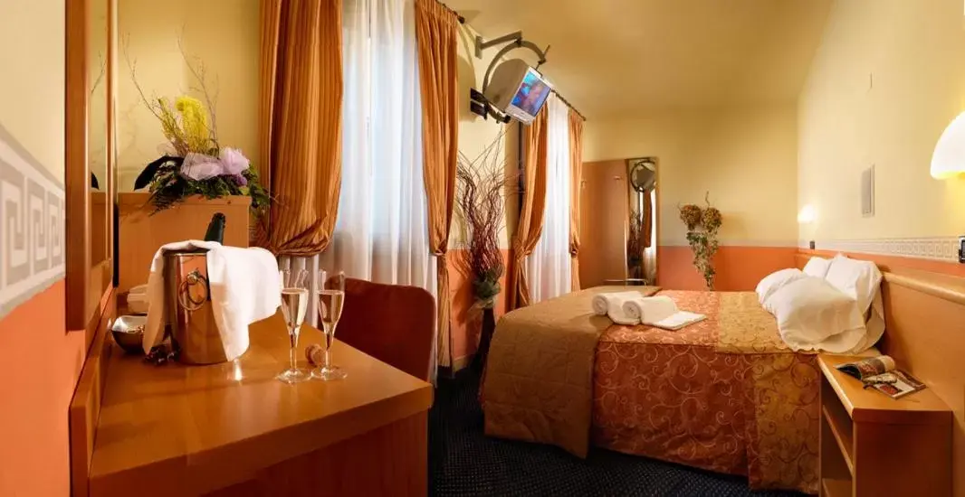 Photo of the whole room, Bathroom in Hotel & Residence Roma