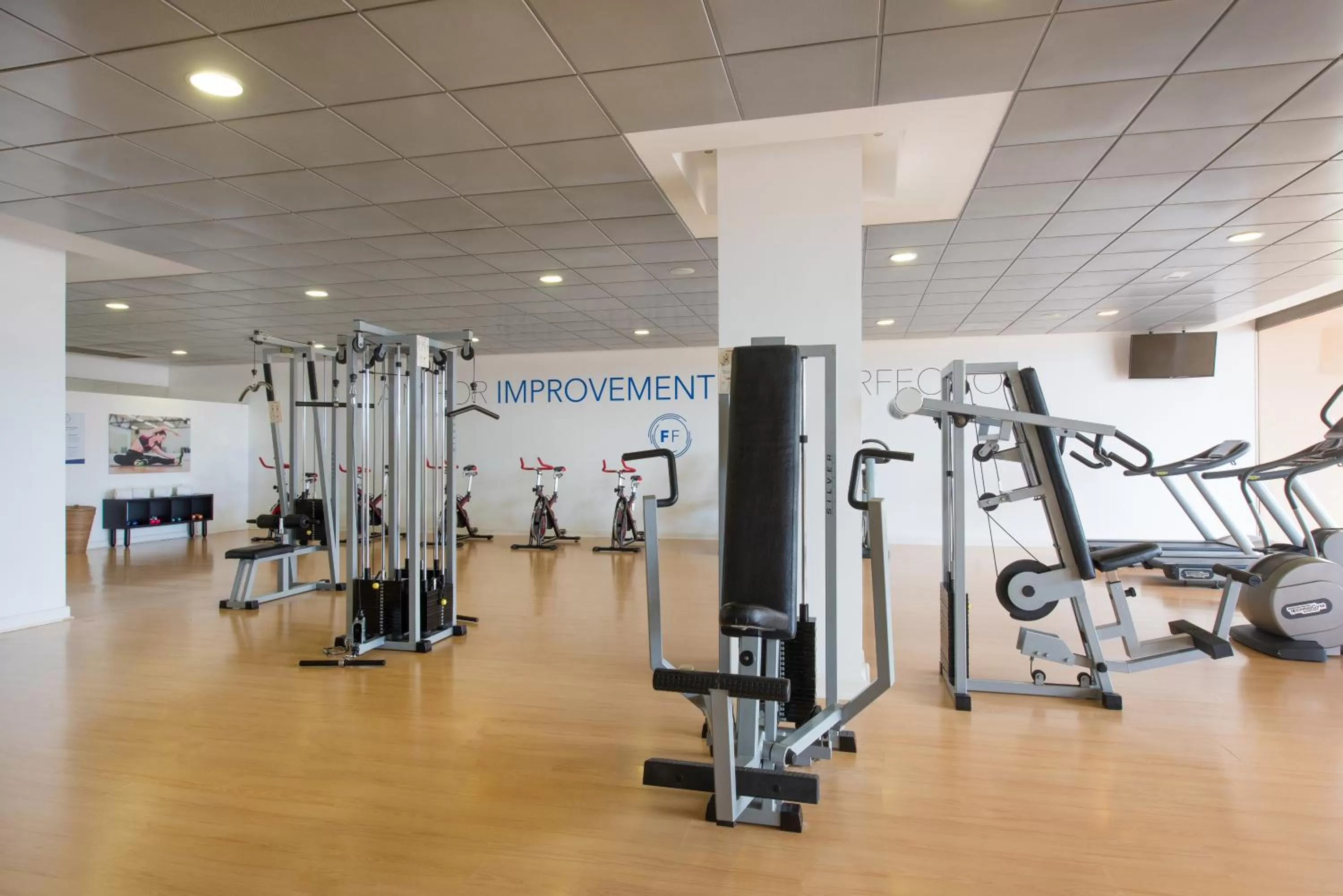 Fitness centre/facilities in Iberostar Waves Bouganville Playa