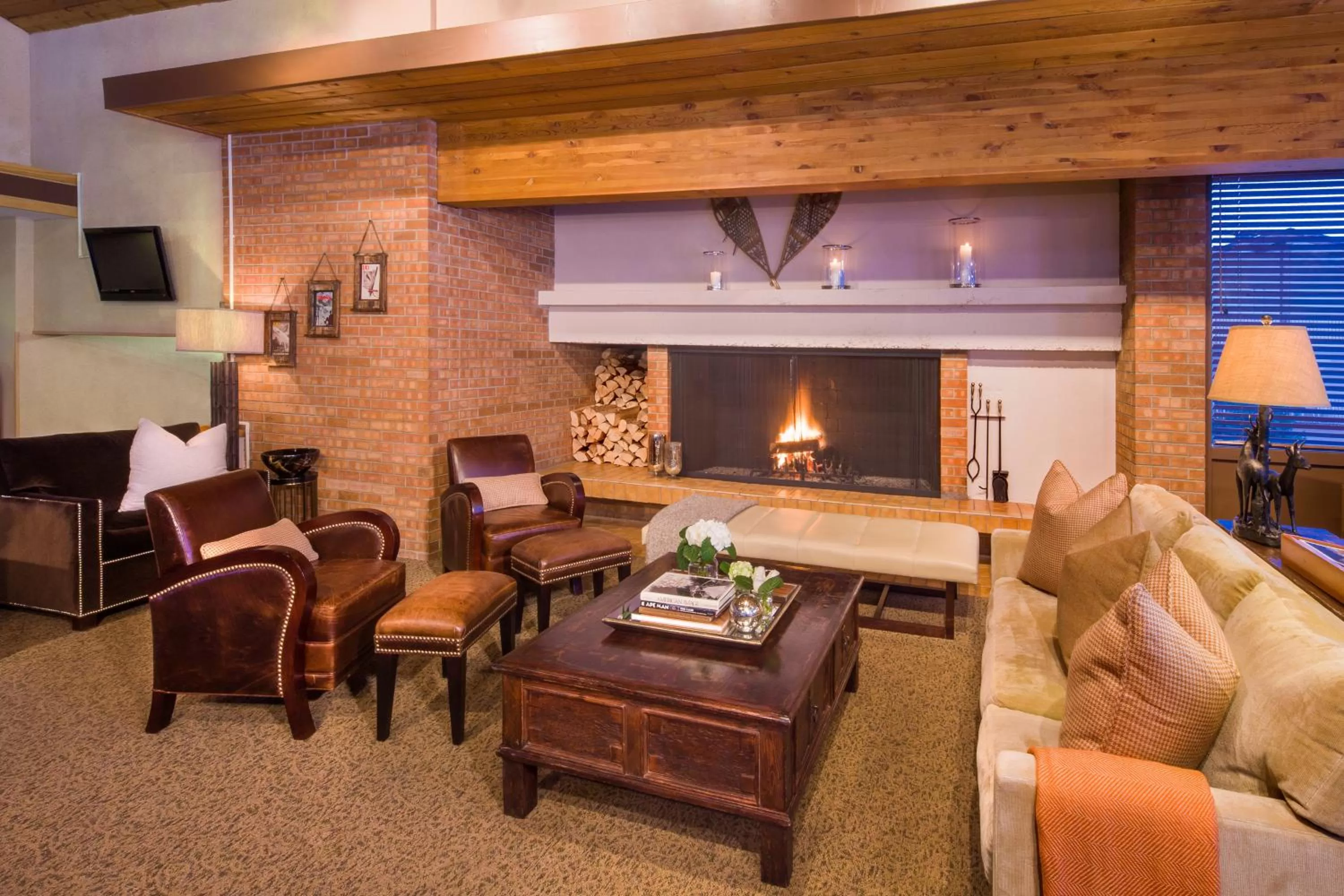 Lobby or reception in Mountain Chalet Snowmass