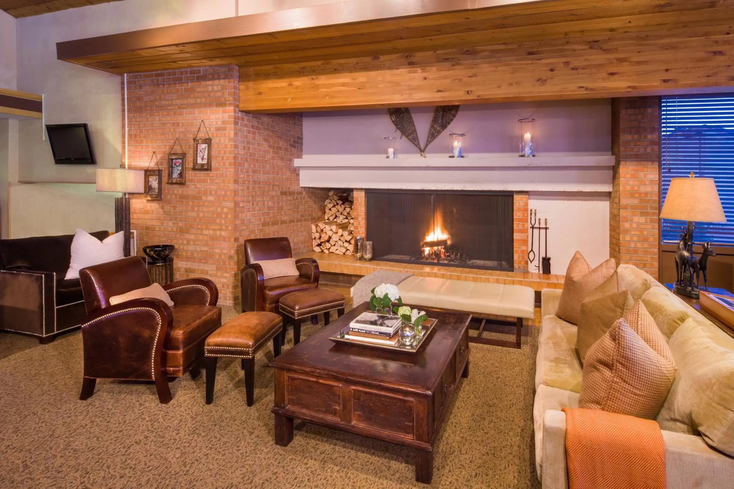 Lobby or reception, Seating Area in Mountain Chalet Snowmass