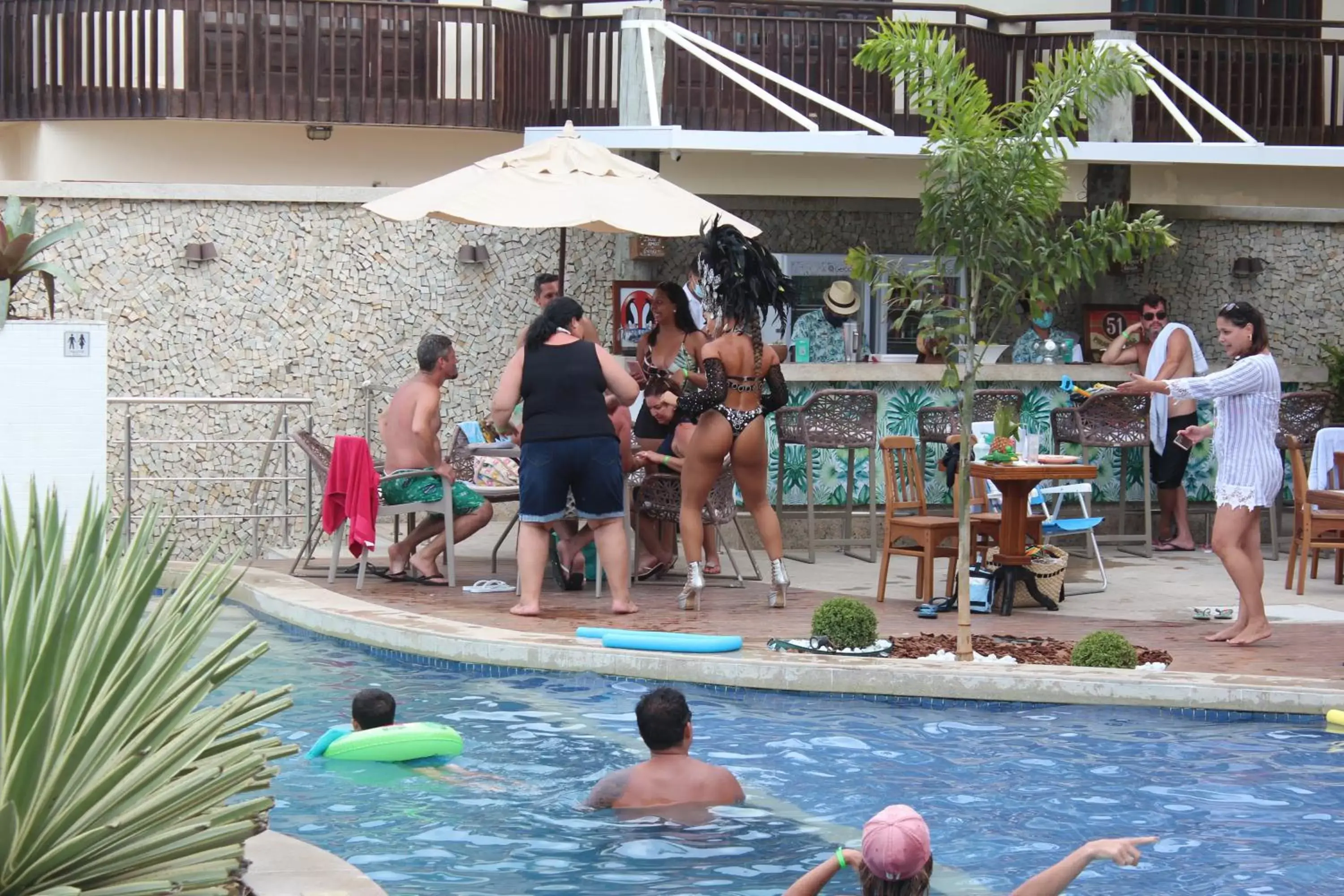 Swimming Pool in Paradiso Peró Praia Hotel