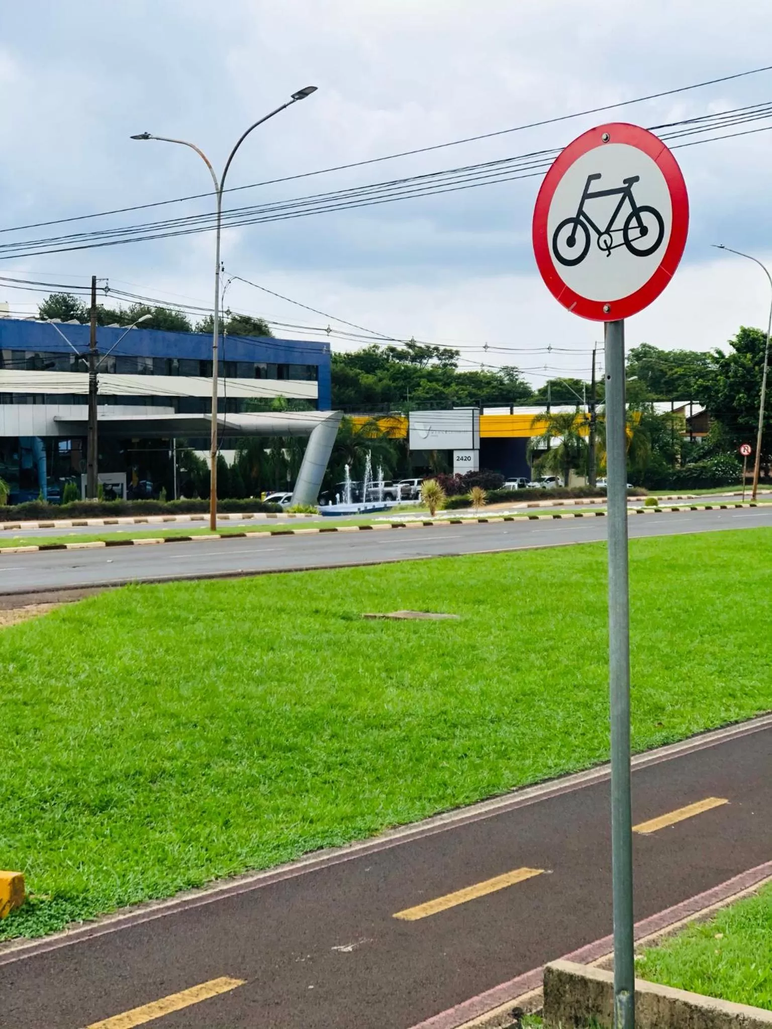 Cycling in Viale Cataratas Hotel & Eventos