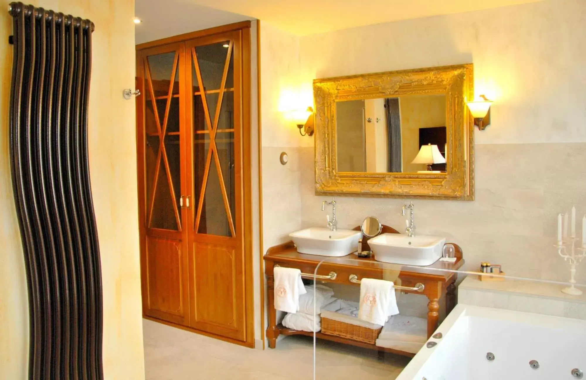 Bathroom in Hotel Selba d'Ansils