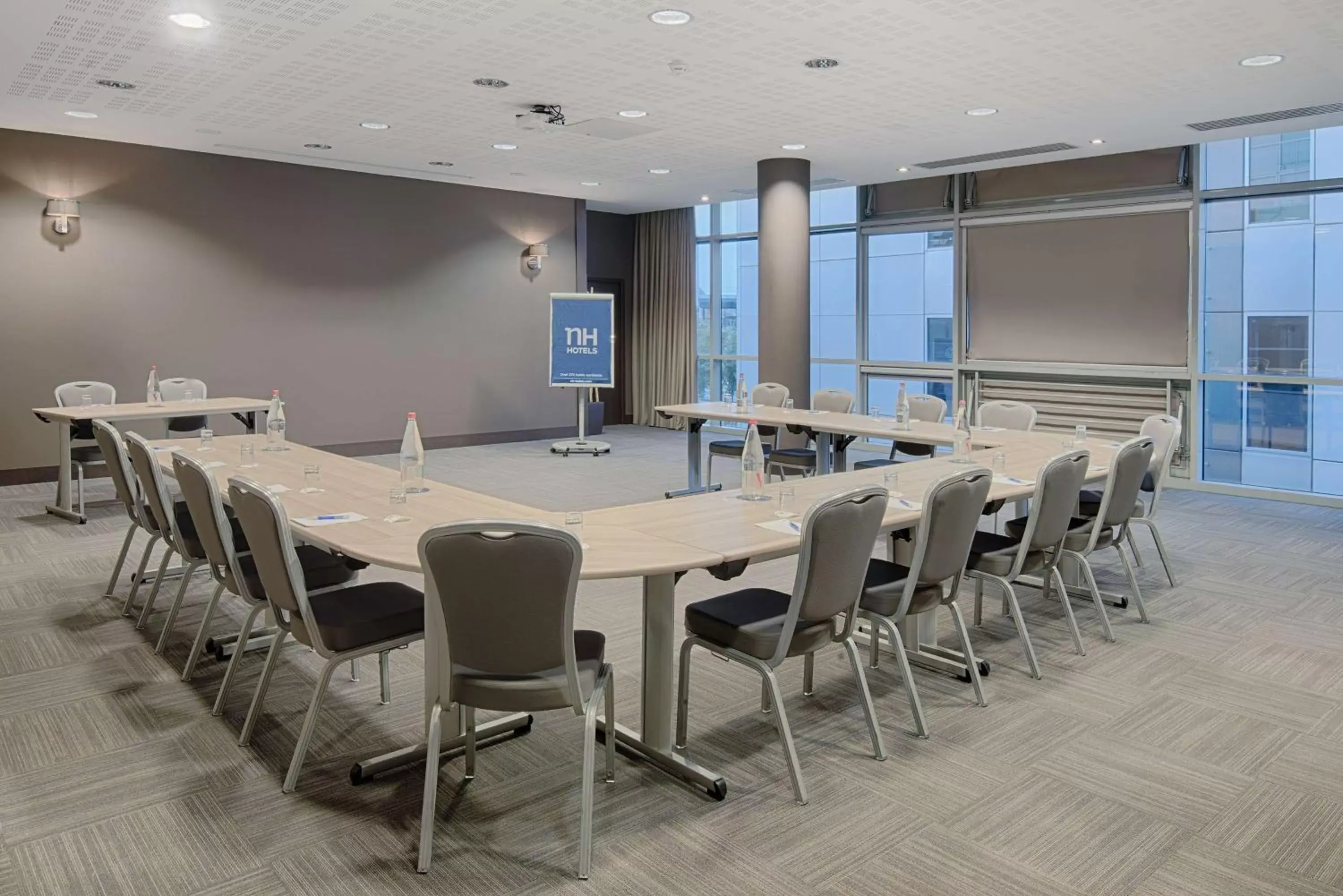 Meeting/conference room in NH Lyon Airport