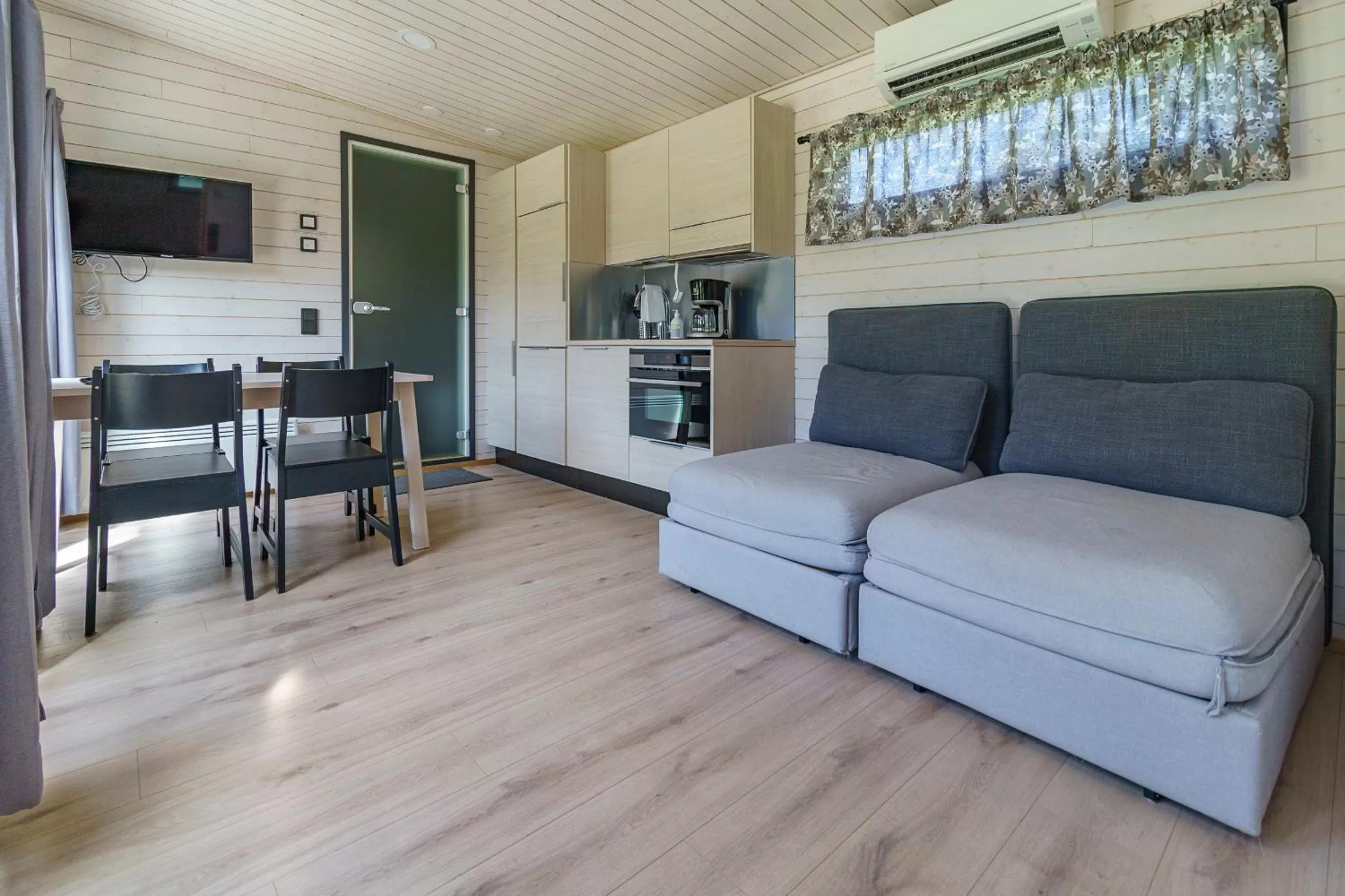 TV and multimedia in Rauhalahti Holiday Homes