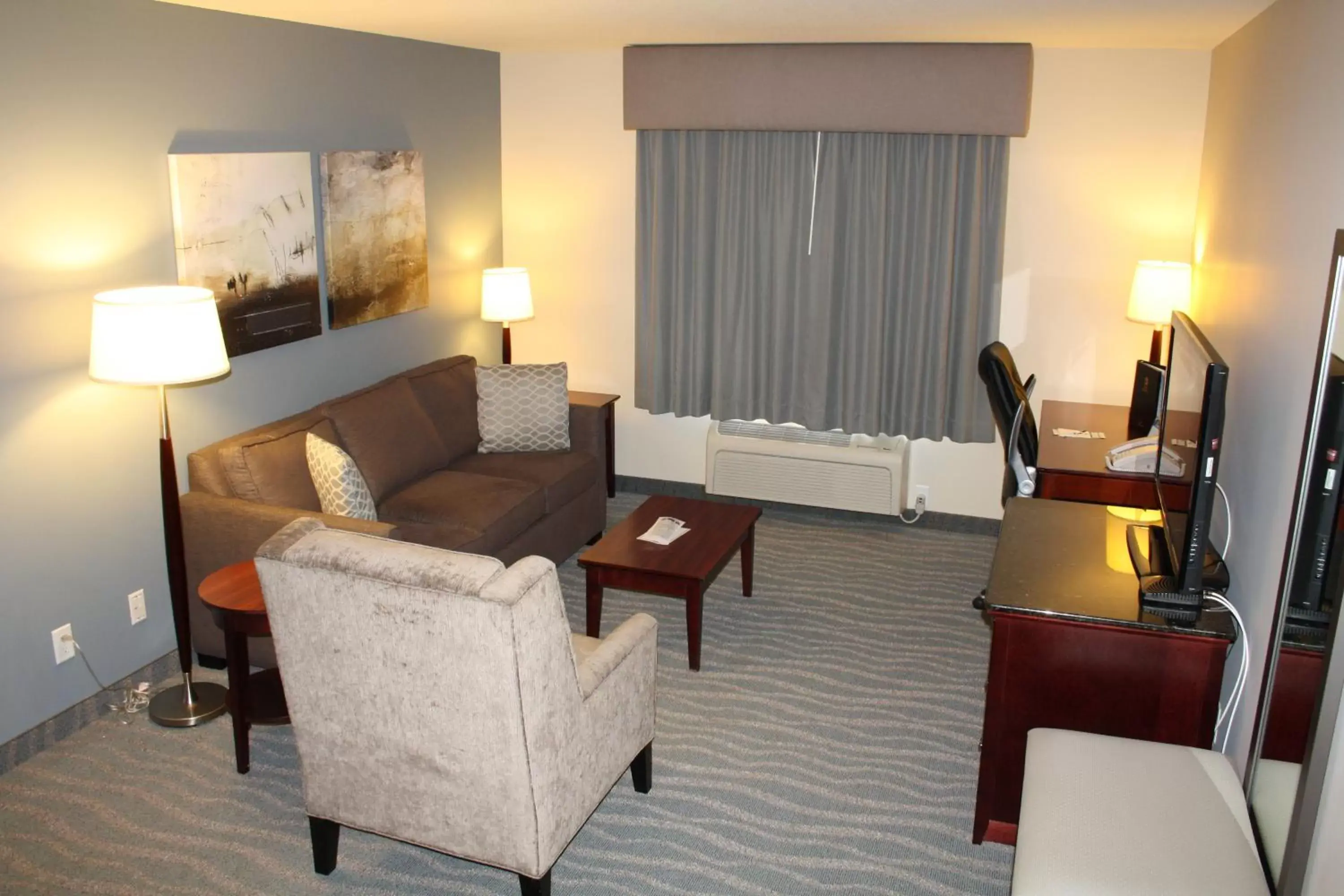 Seating Area in Best Western Rocky Mountain House