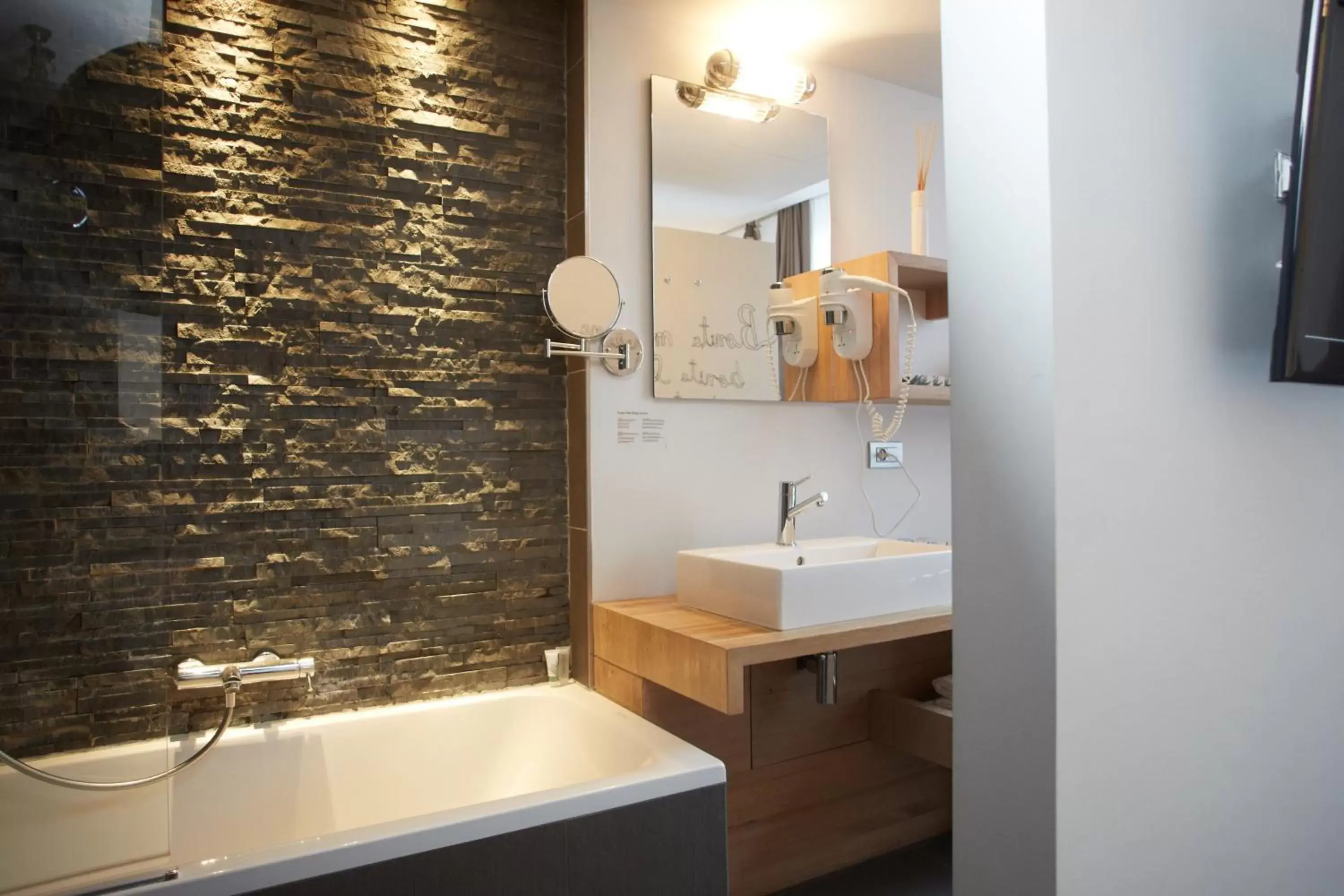 Bathroom in Boutique Hotel Saint-Géry Bathroom in Boutique Hotel Saint-Géry