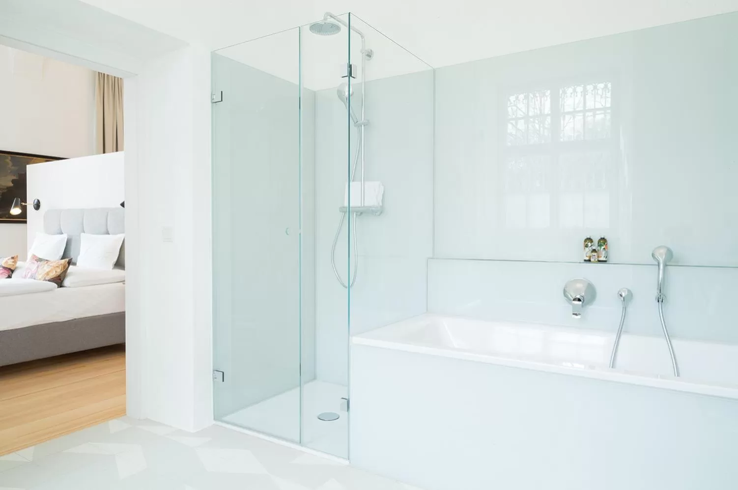 Photo of the whole room, Bed in Hotel Schloss Leopoldskron