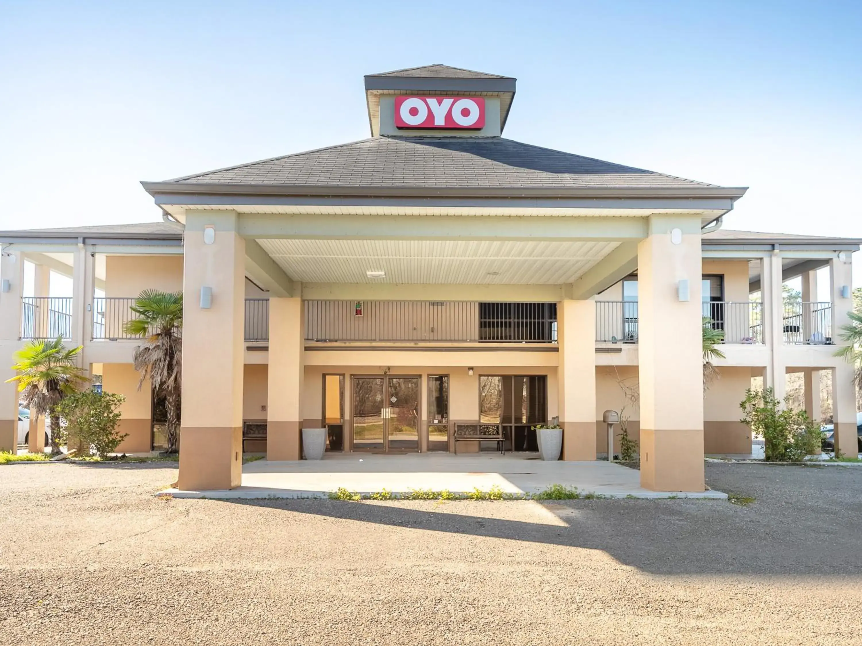Property Building in OYO Hotel Kinder