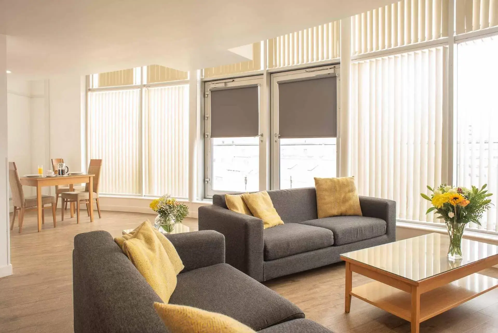 Living room in PREMIER SUITES Liverpool Living room in PREMIER SUITES Liverpool