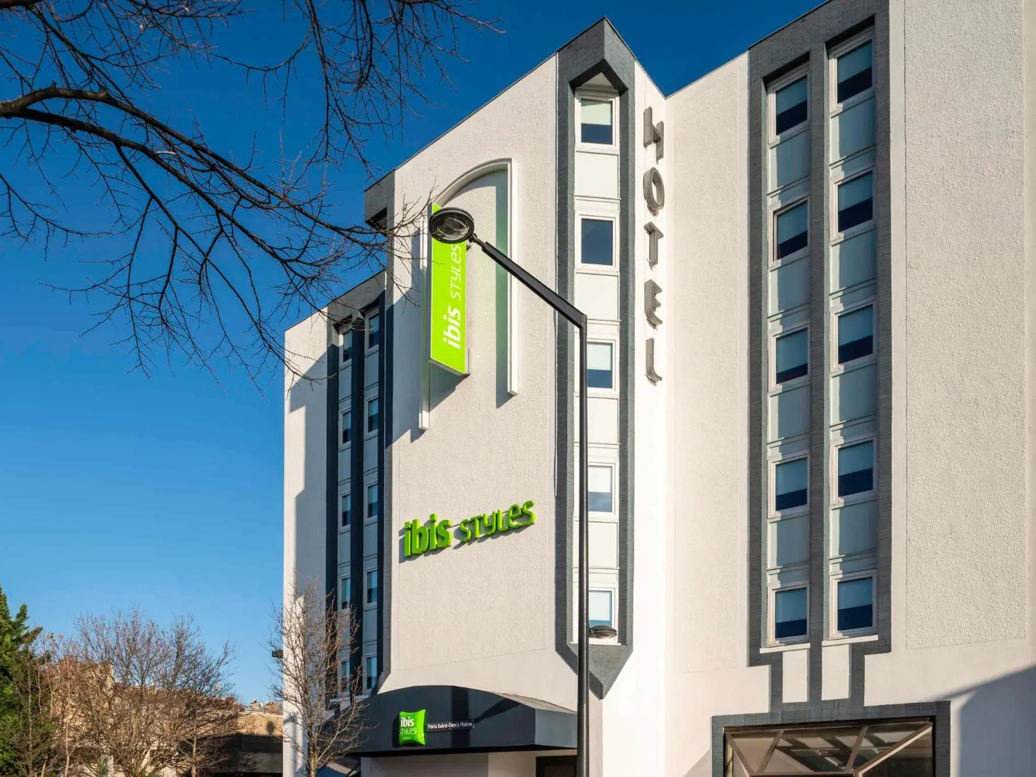Facade/entrance in Ibis Styles Paris Saint Denis La Plaine Facade/entrance in Ibis Styles Paris Saint Denis La Plaine