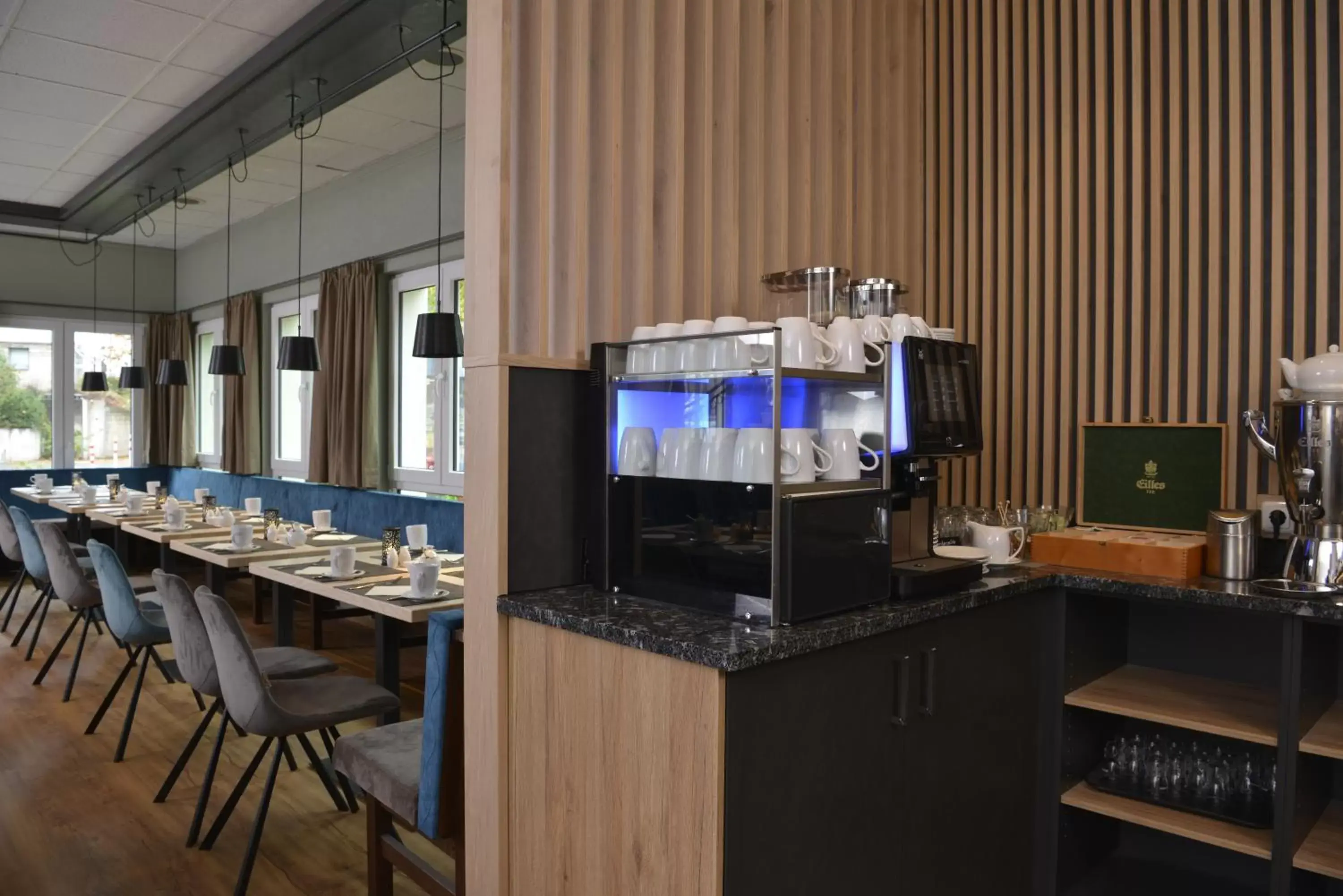 Coffee/tea facilities, Restaurant/Places to Eat in Sure Hotel by Best Western Hilden-Düsseldorf