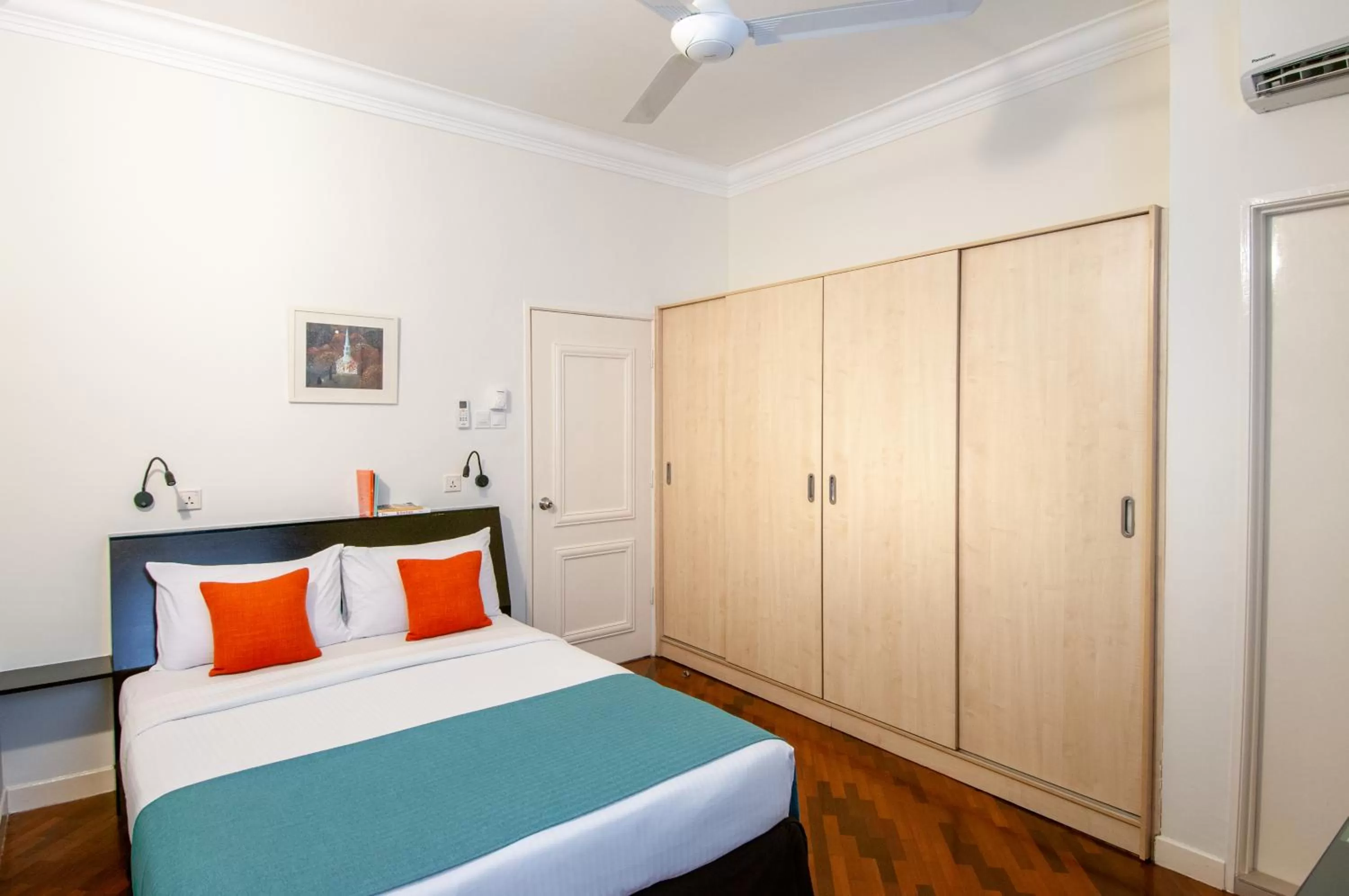 Bedroom, Bed in Wedgewood Residences