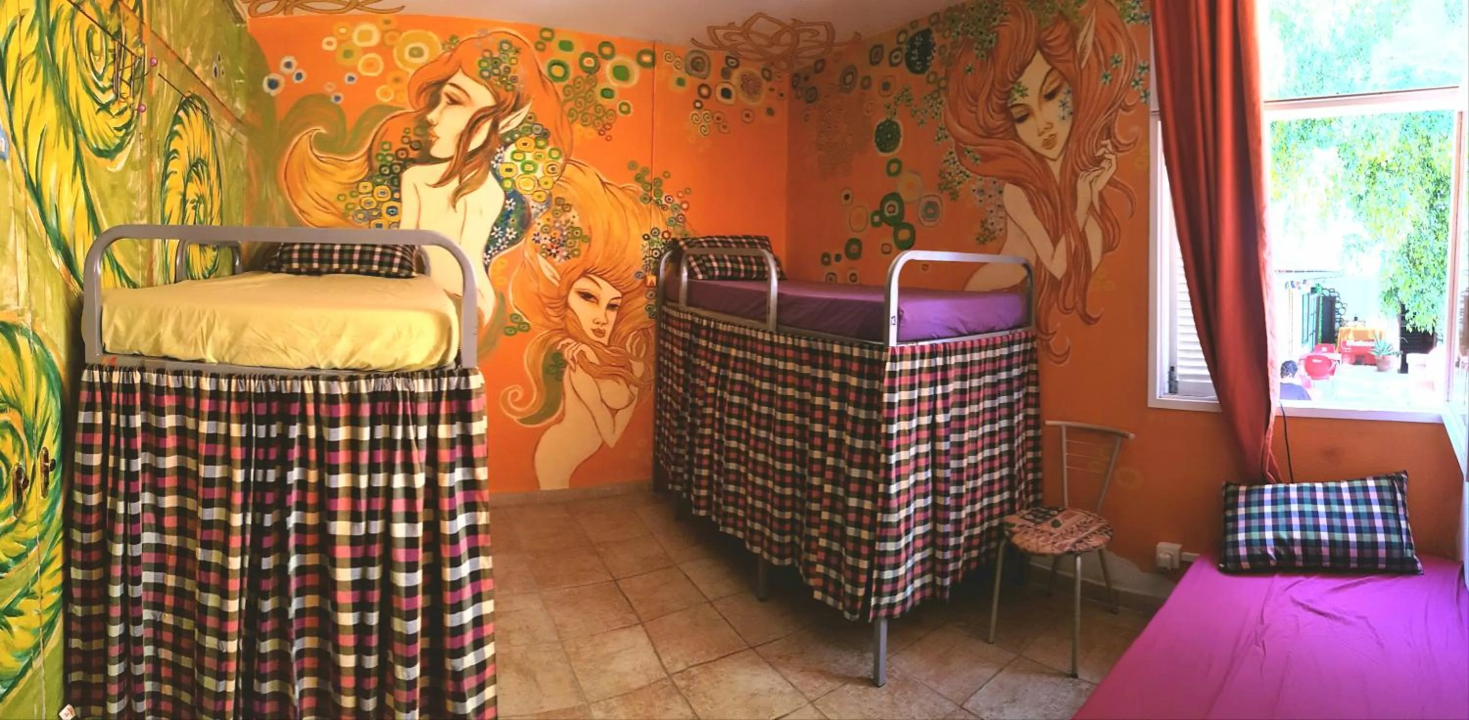 People, Bed in Hostel Los Duendes del Sur