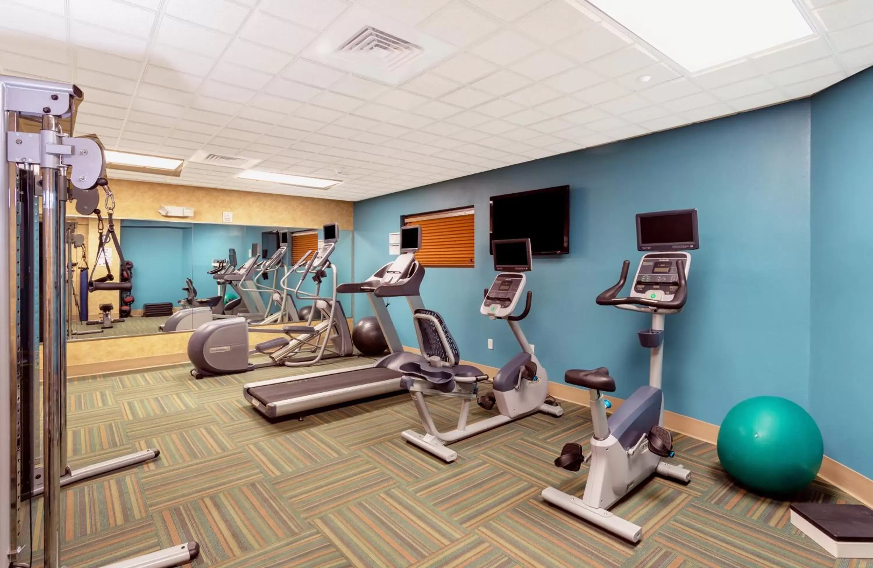 Fitness centre/facilities, Fitness Center/Facilities in Holiday Inn Express & Suites Bradenton East-Lakewood Ranch, an IHG Hotel