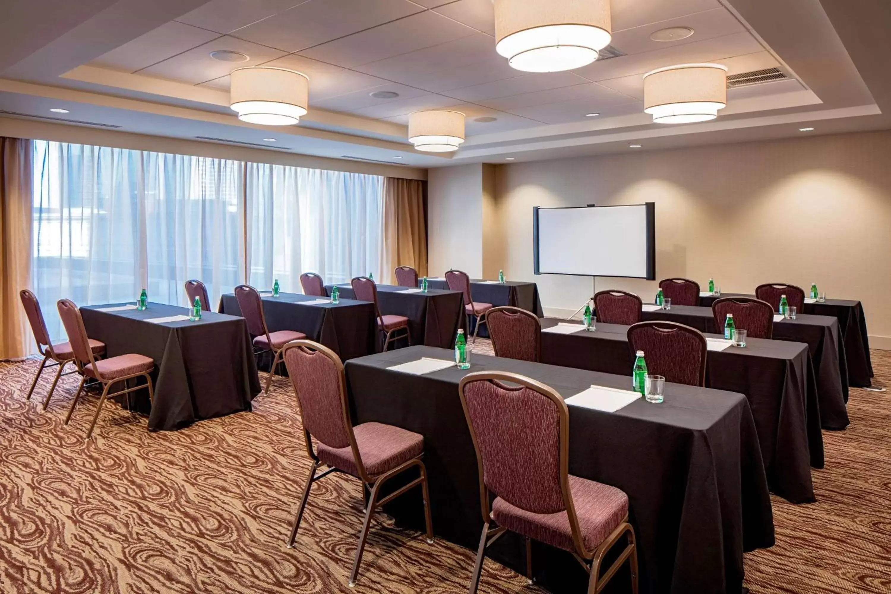 Meeting/conference room in Hilton Garden Inn Downtown Dallas