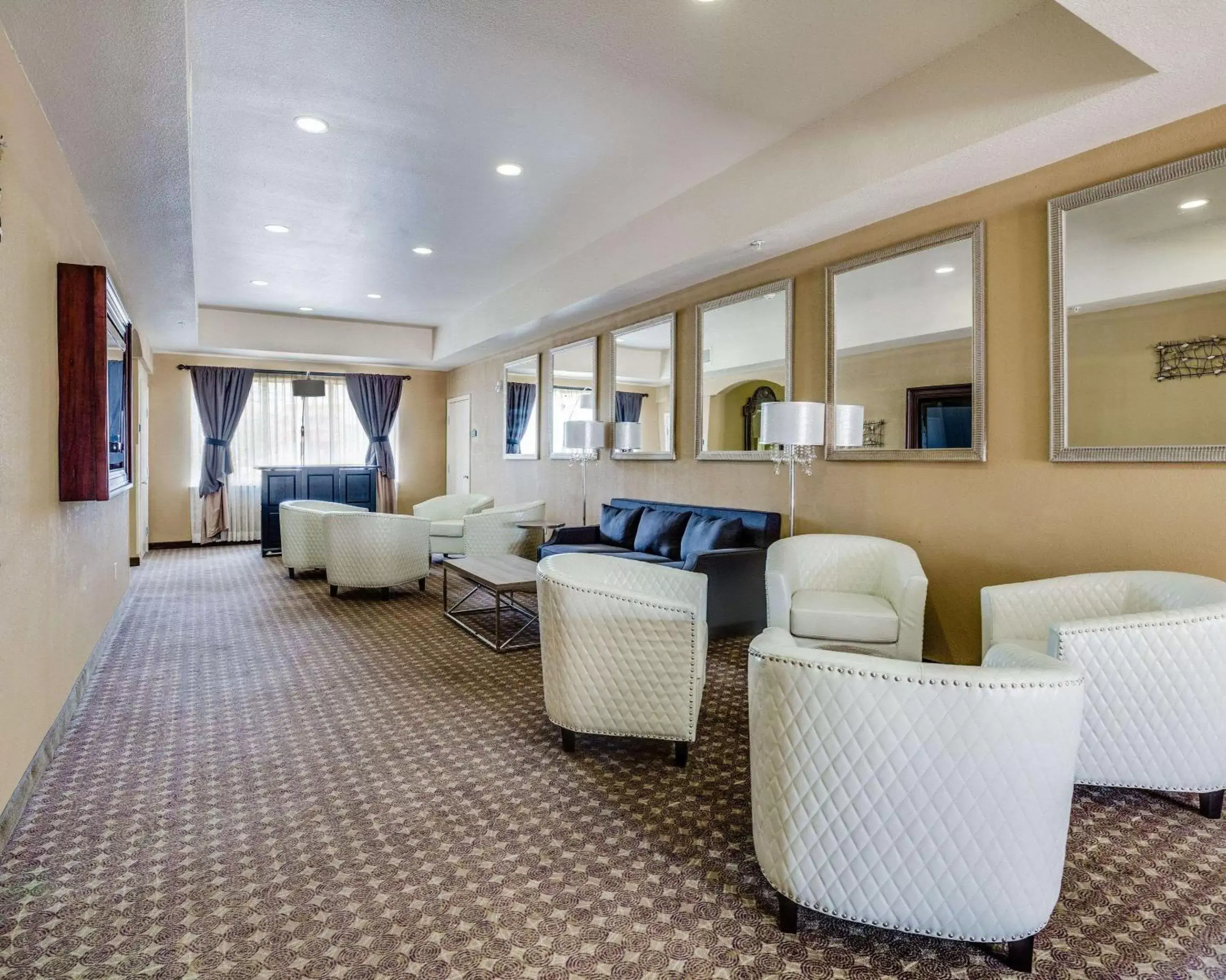 Lobby or reception, Seating Area in Comfort Suites Deer Park Pasadena