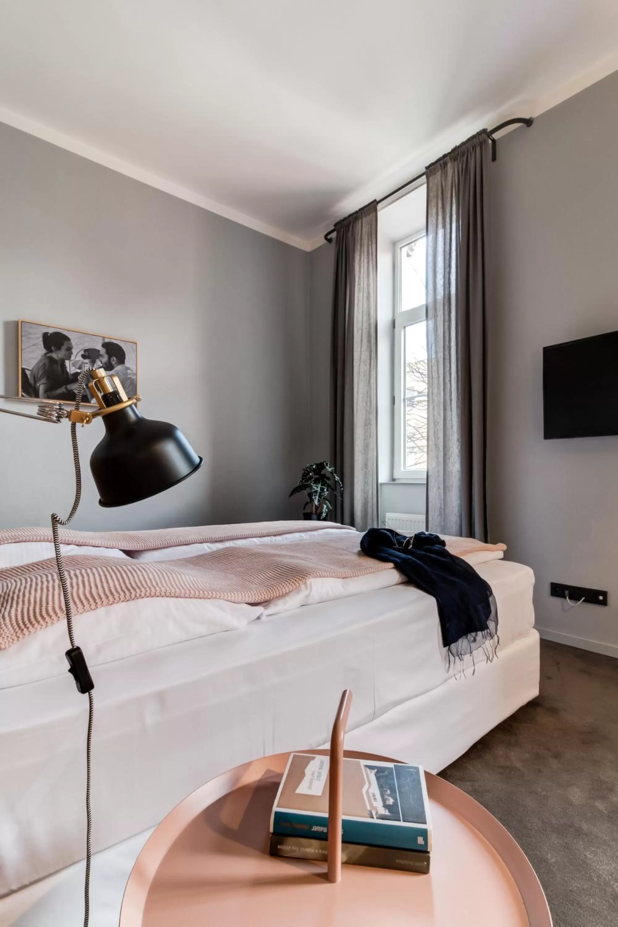 Day, Bed in Hotel city.city