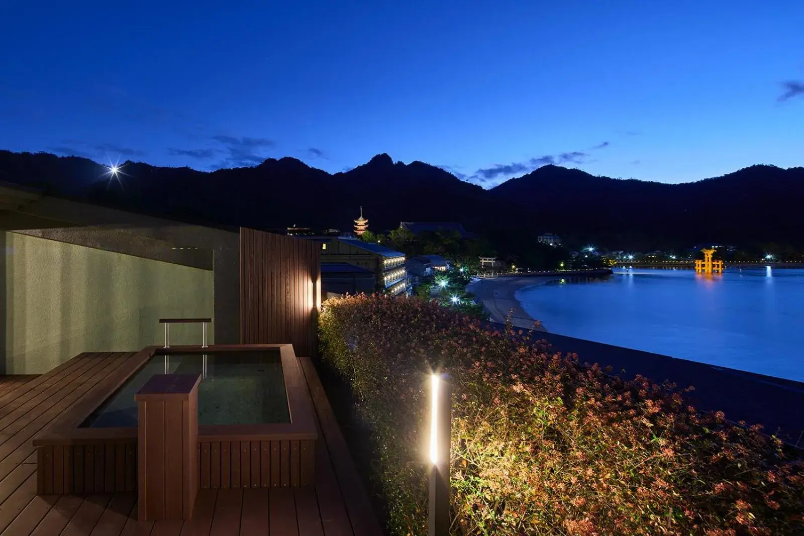 Open Air Bath, Swimming Pool in Itsukushima Iroha