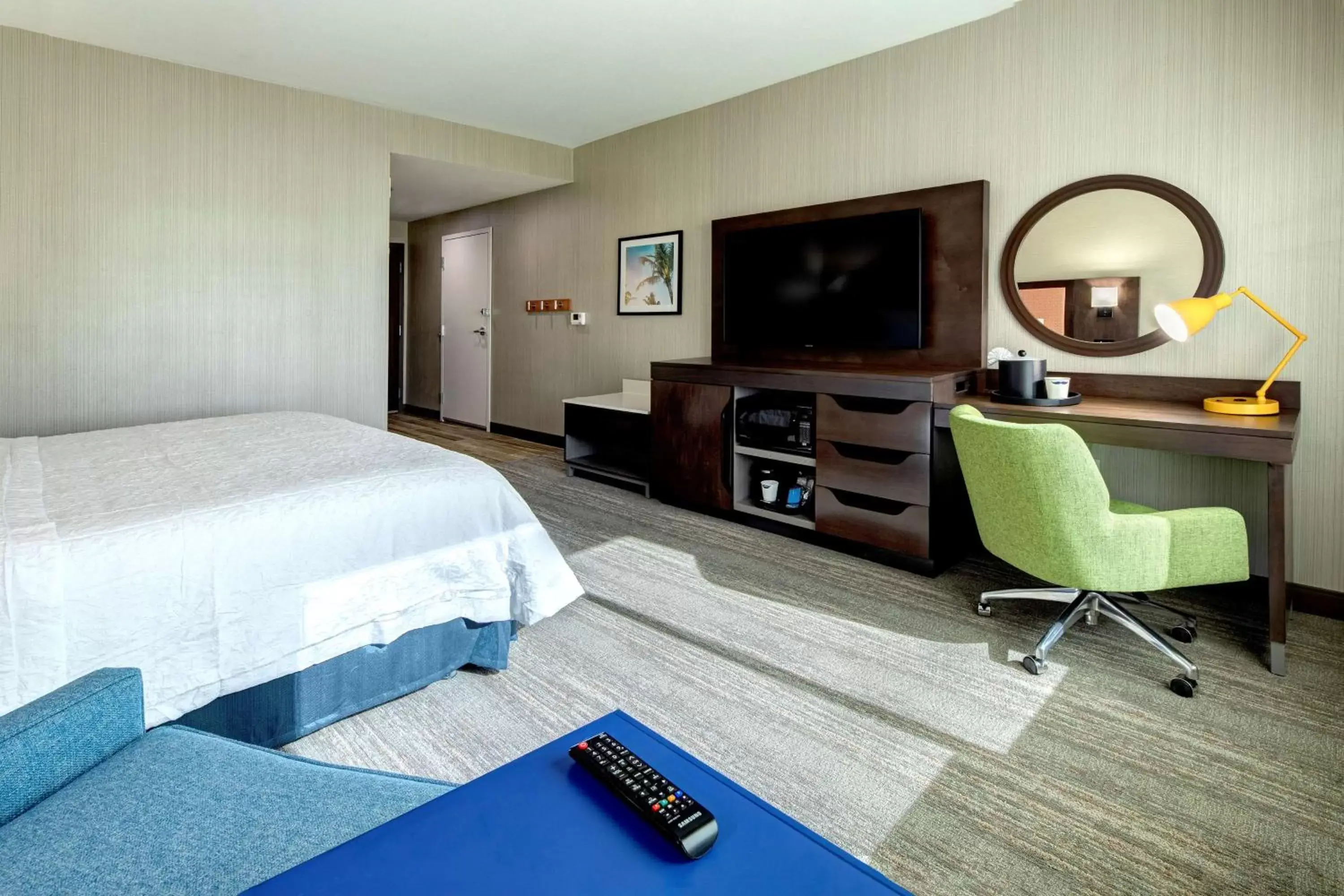 Bedroom, TV/Entertainment Center in Hampton Inn & Suites Indio, Ca