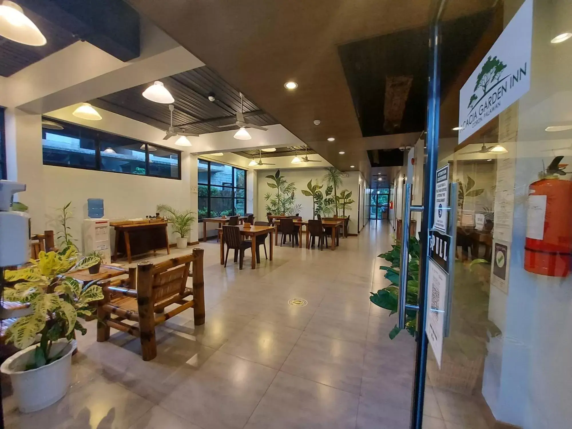 Restaurant/places to eat in Acacia Garden Inn and Suites Restaurant/places to eat in Acacia Garden Inn and Suites