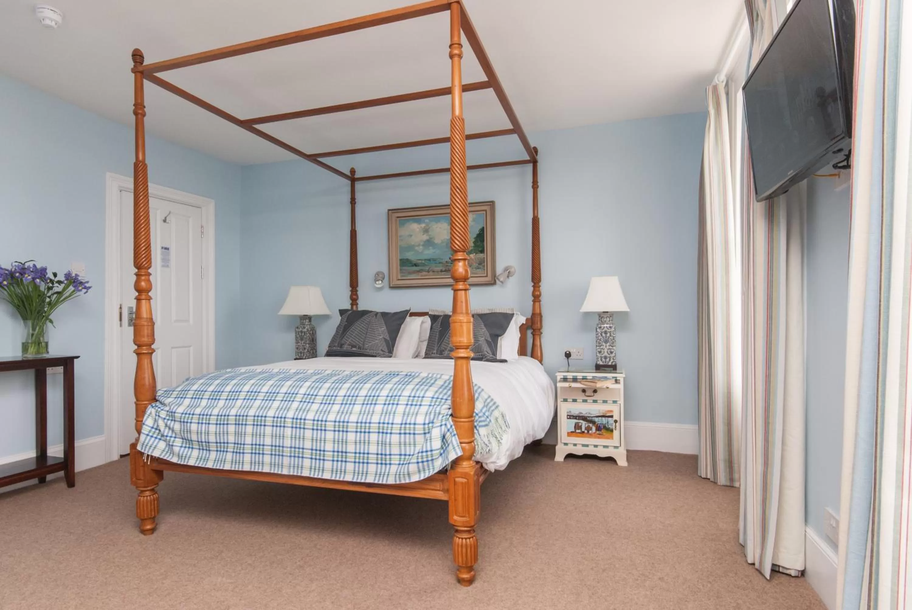 Bedroom, Bed in The Royal Harbour Hotel