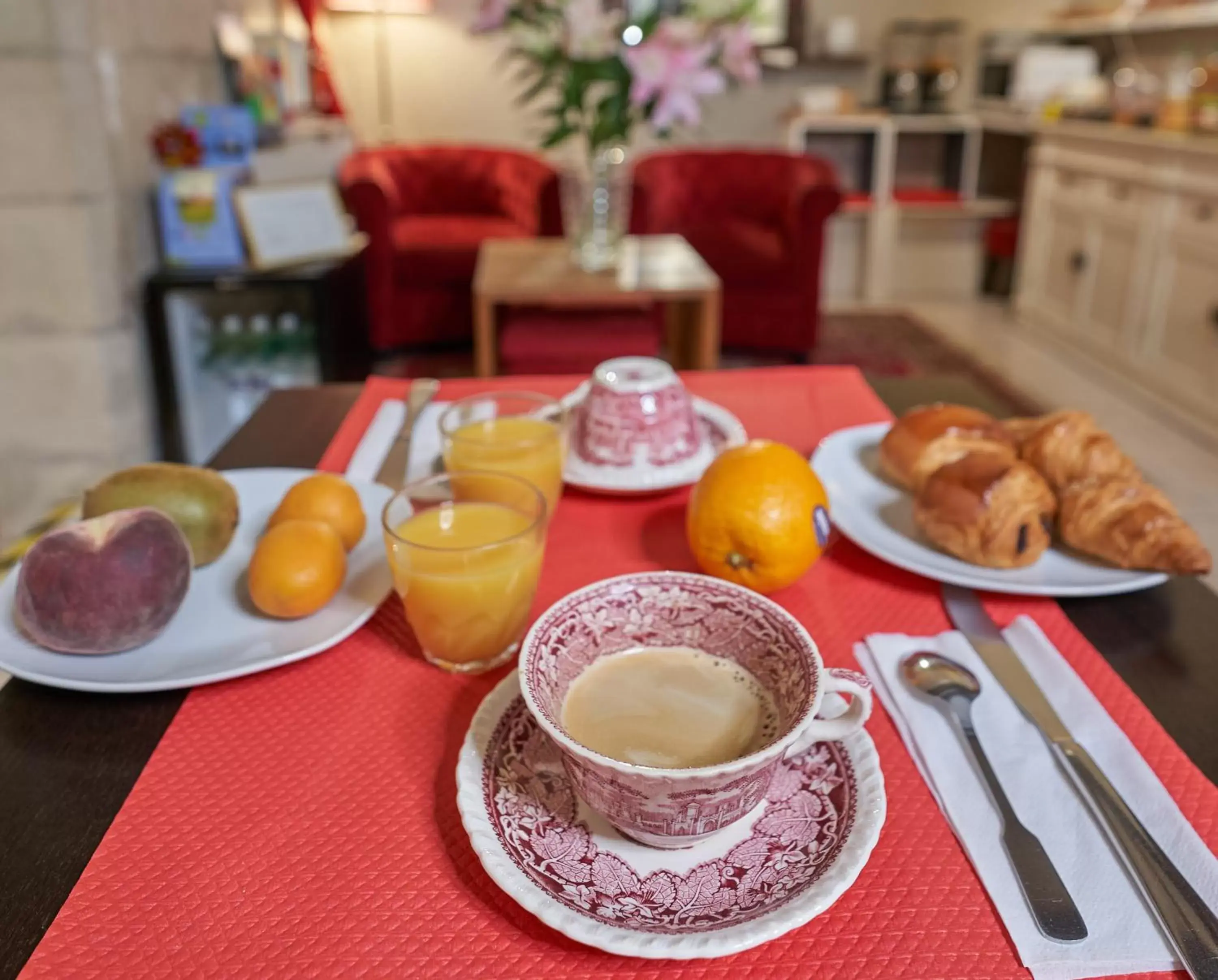 Buffet breakfast in LOGIS Hôtel Du Théâtre