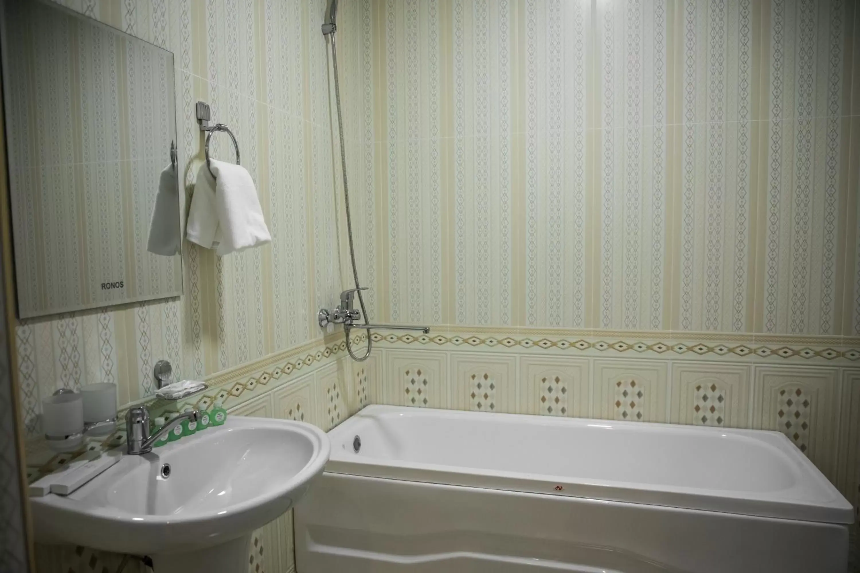 Comfort Triple Room in Hotel Minor Comfort Triple Room in Hotel Minor