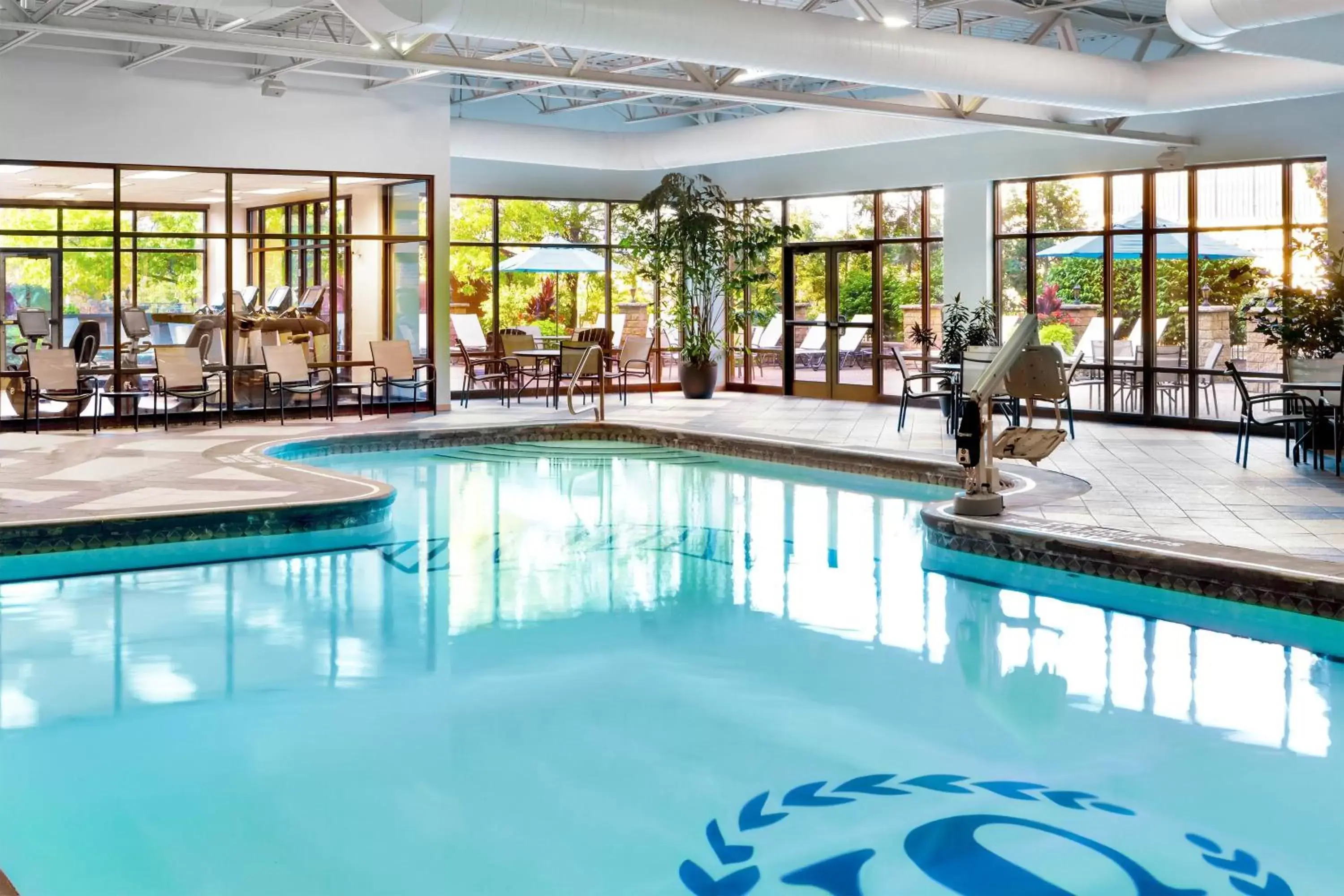 Swimming Pool in Sheraton Pittsburgh Hotel at Station Square