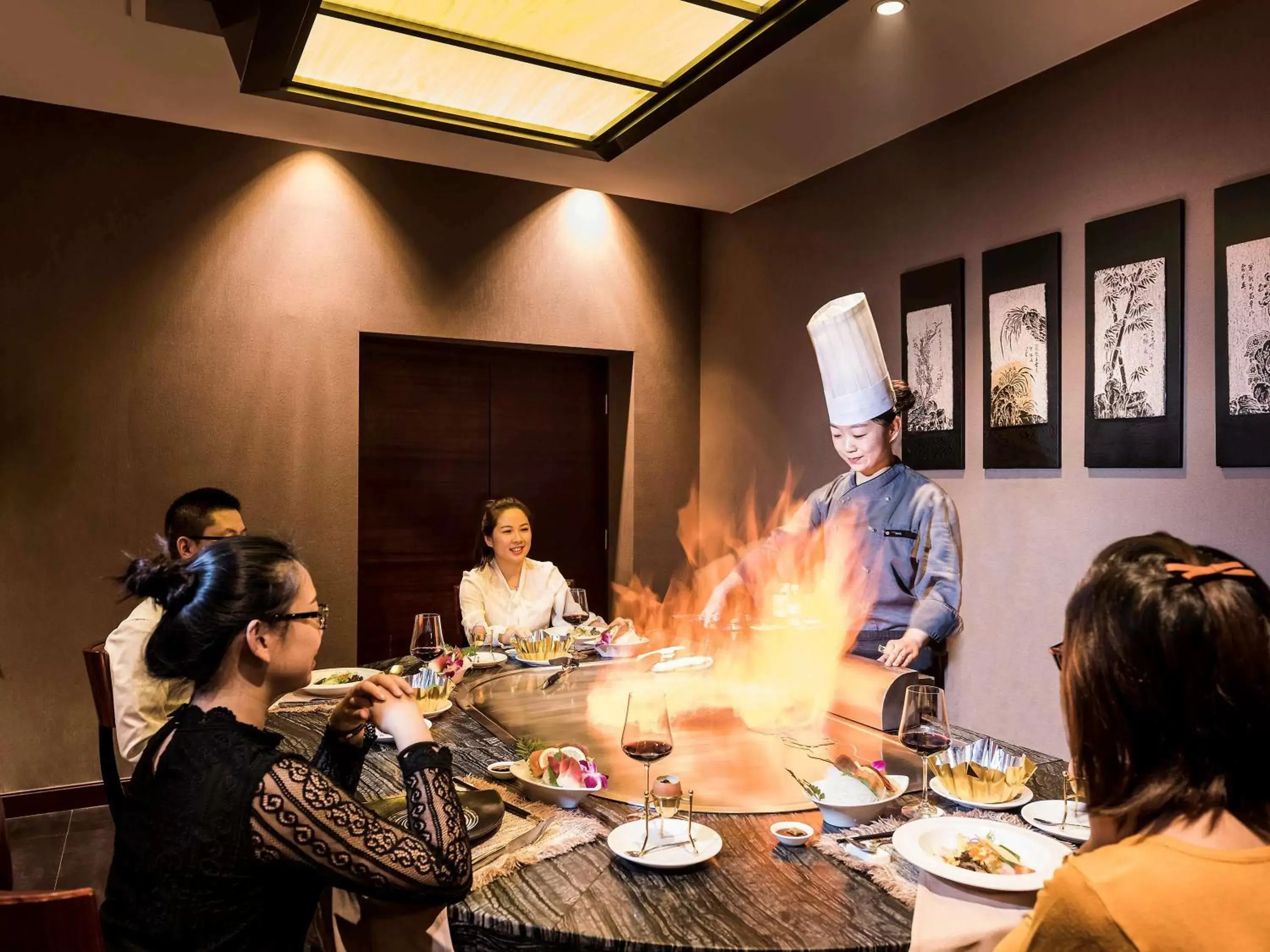 Restaurant/places to eat in Pullman Beijing South