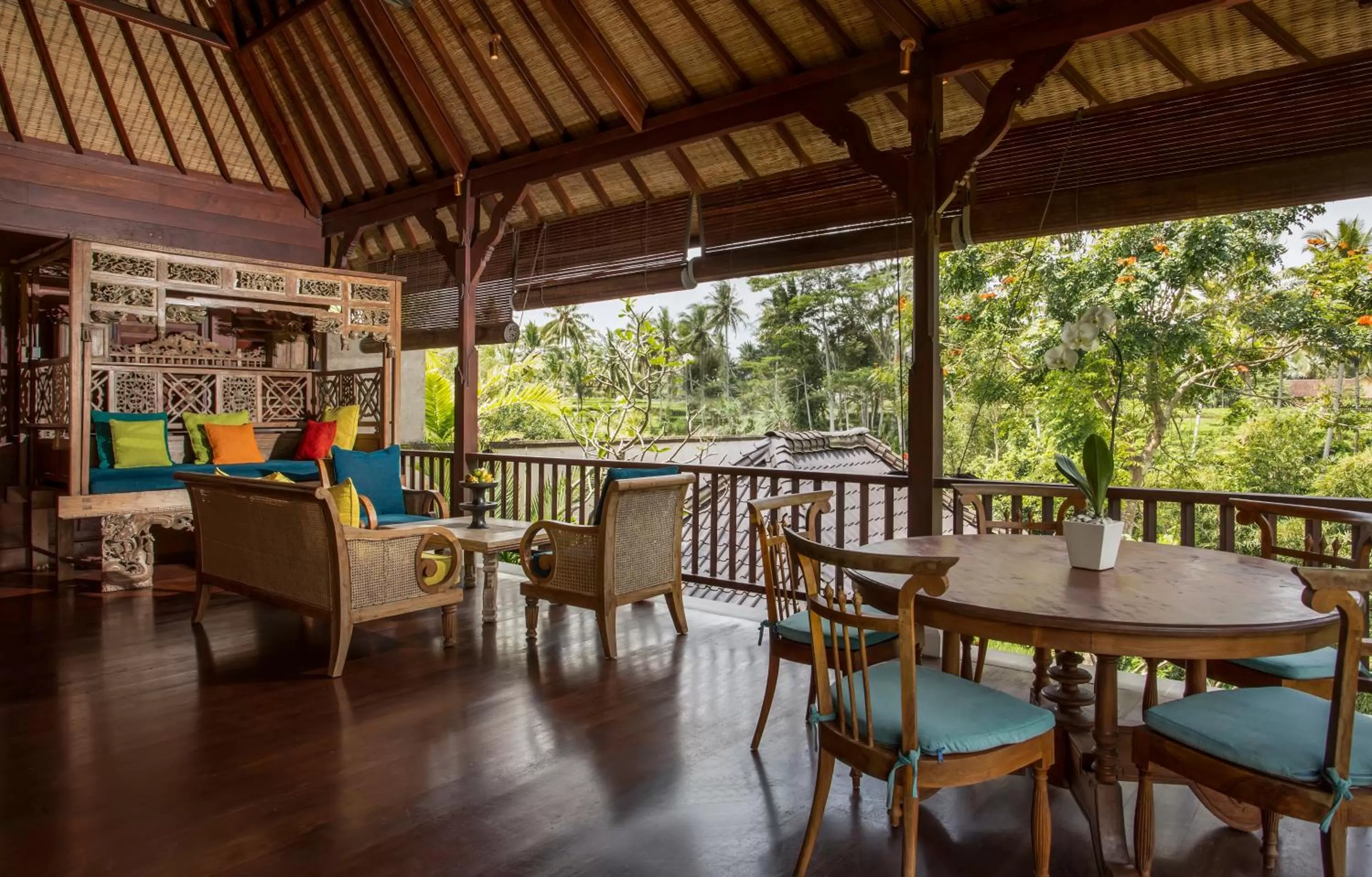 Living room in Dwaraka The Royal Villas