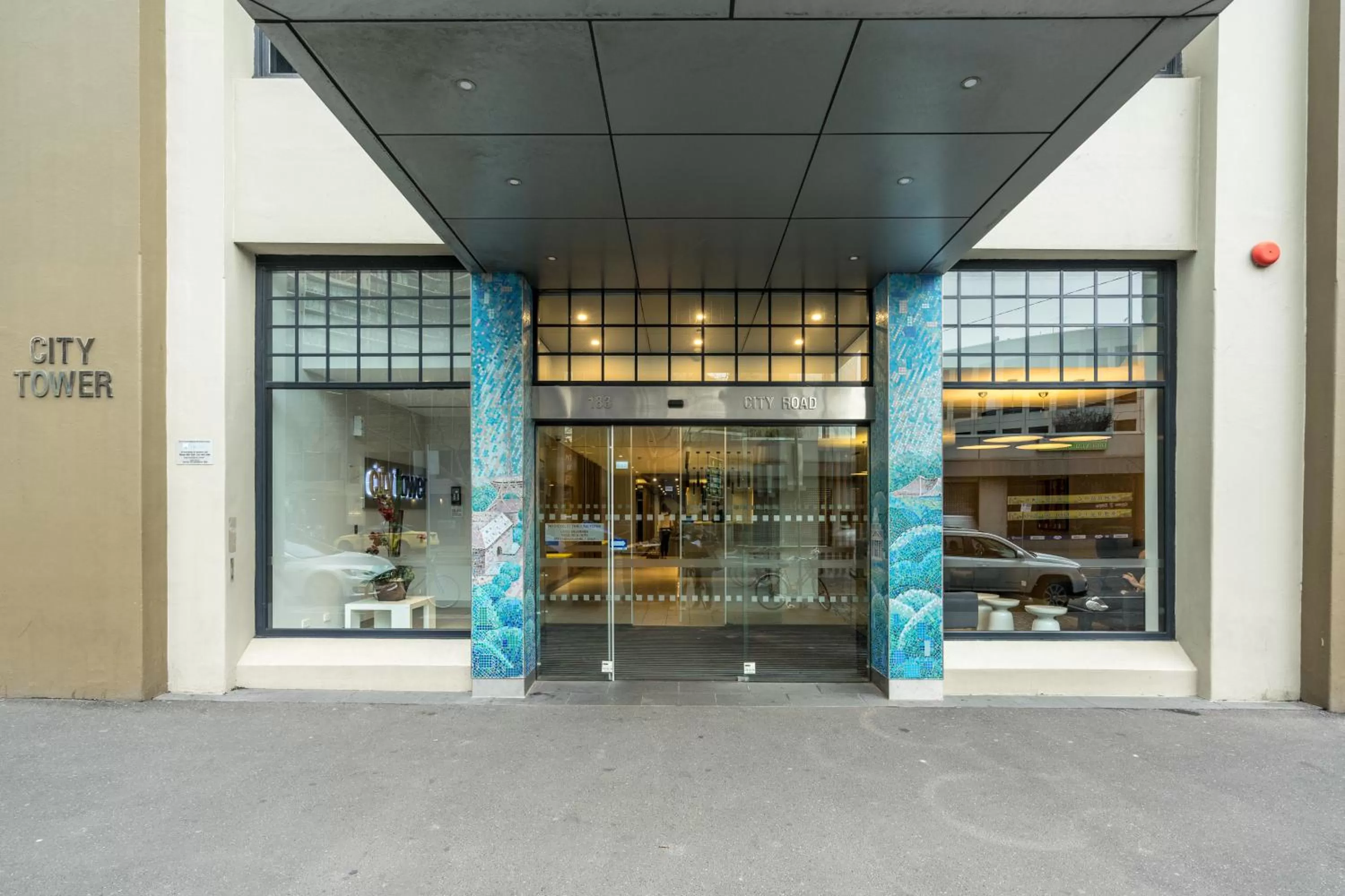 Facade/entrance in IMSA Group