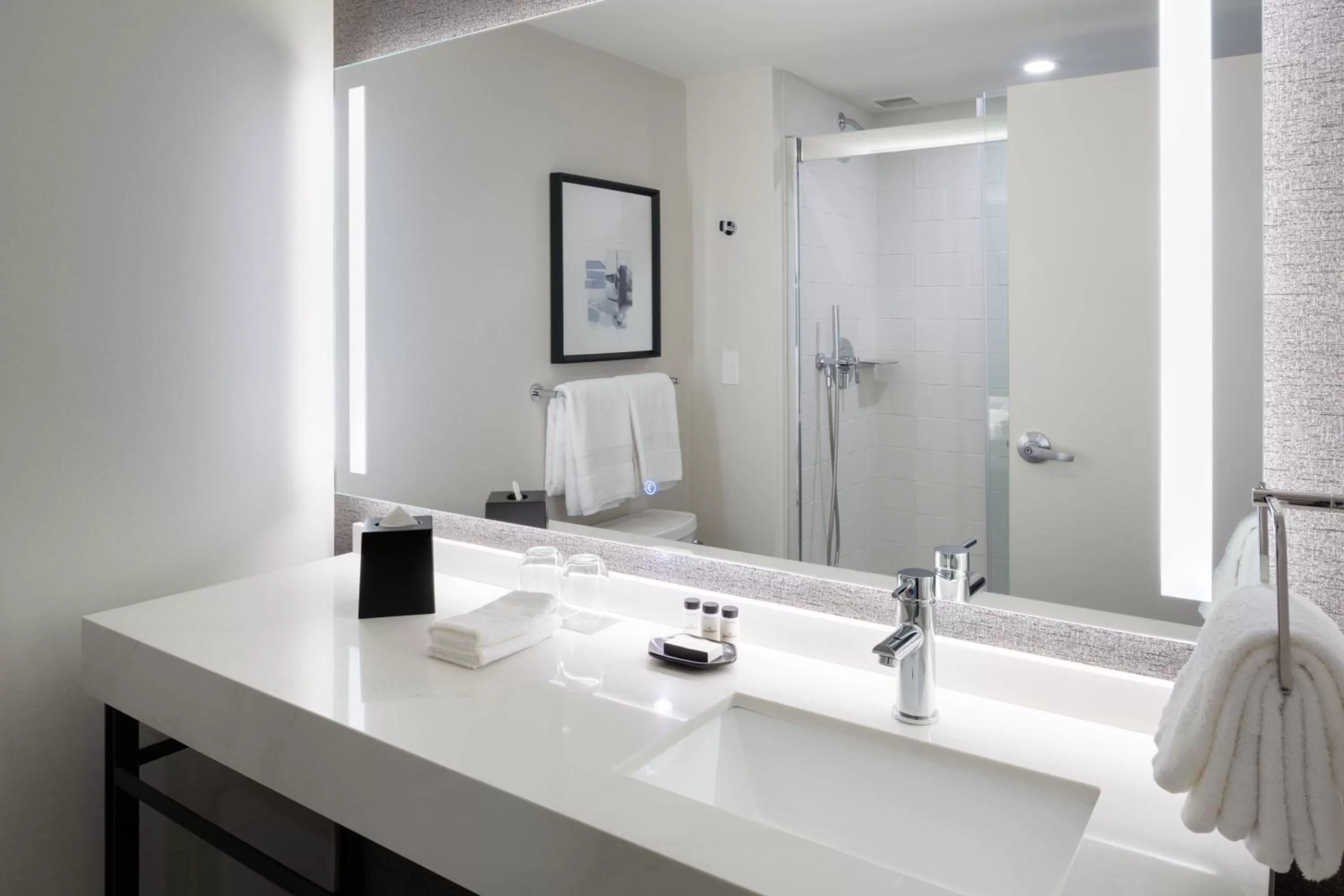 Double Room with Two Double Beds and View in Sheraton Hartford Hotel at Bradley Airport