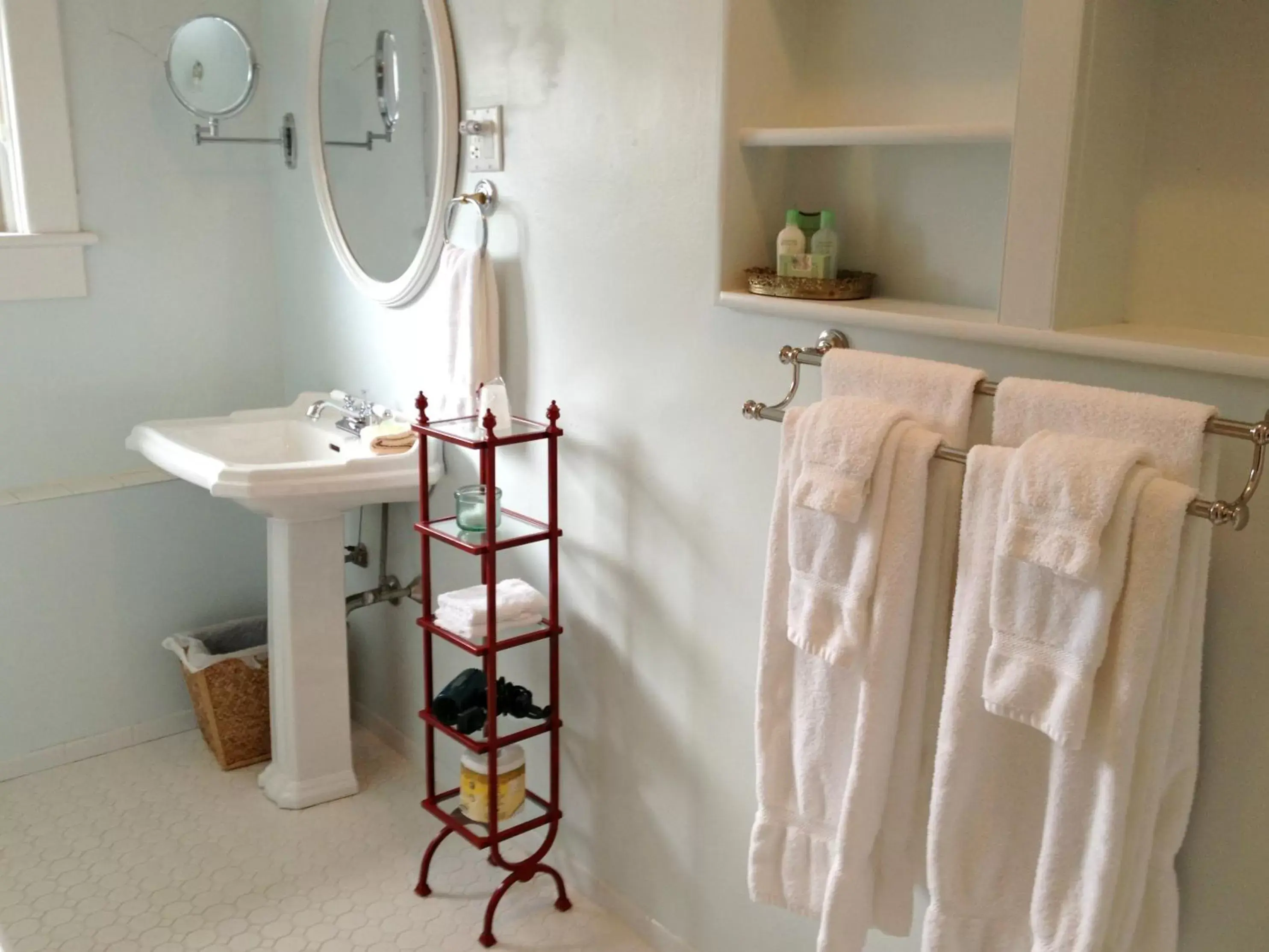 Bathroom in The Inn at Ragged Edge