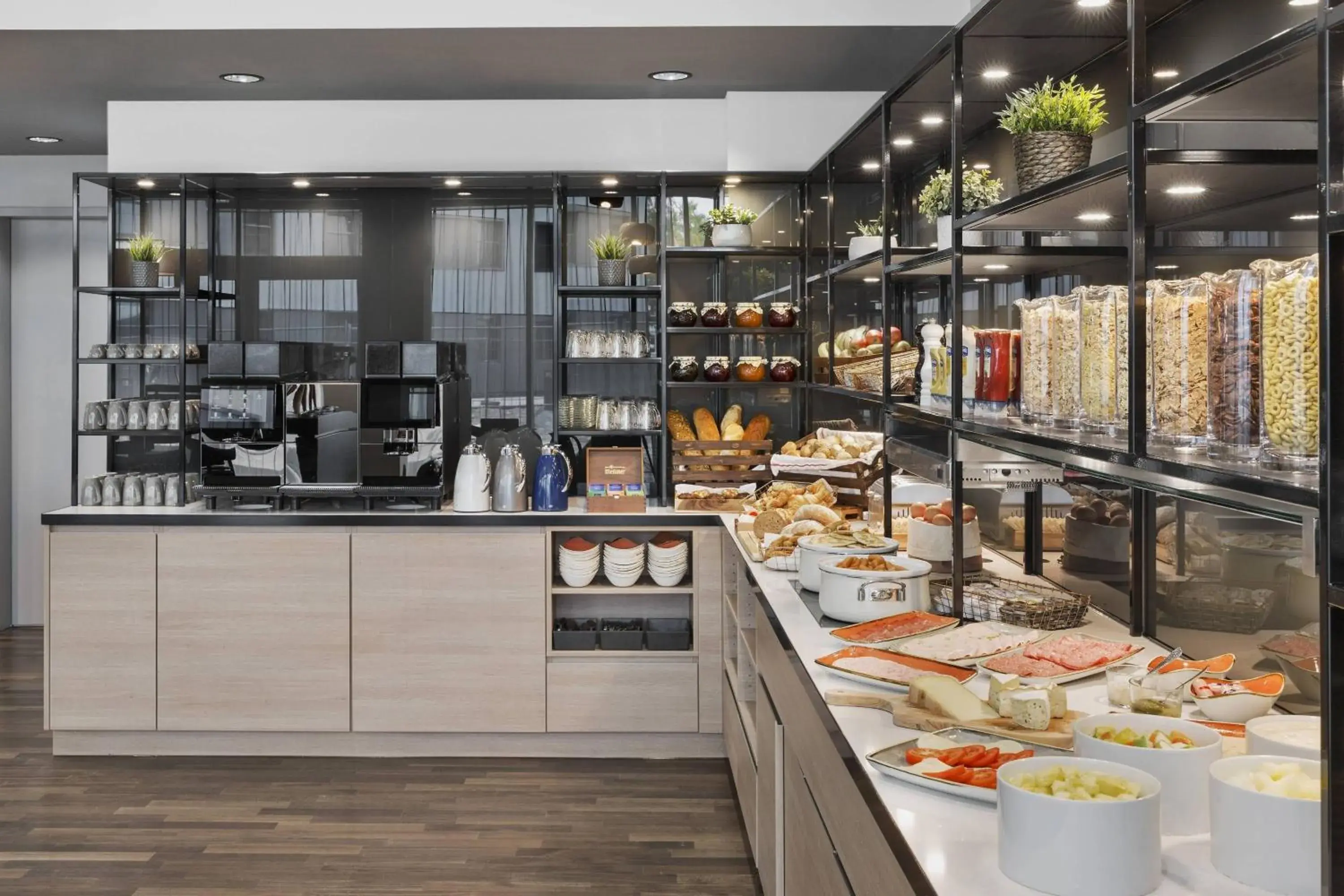 Breakfast in Residence Inn by Marriott Munich Ostbahnhof