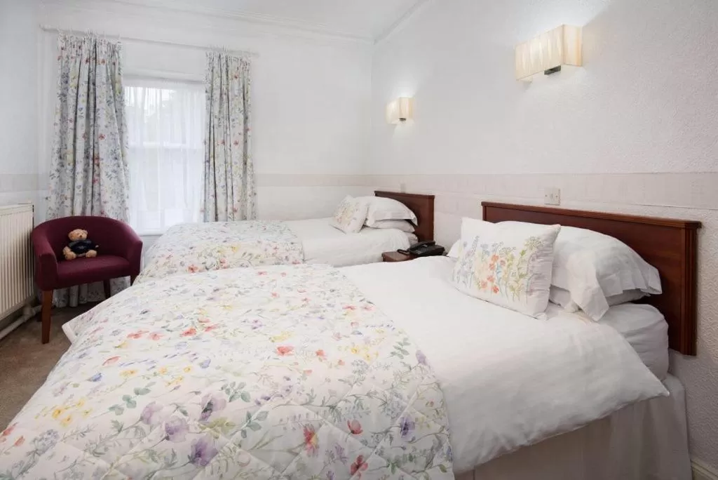 Tankerville Arms Hotel