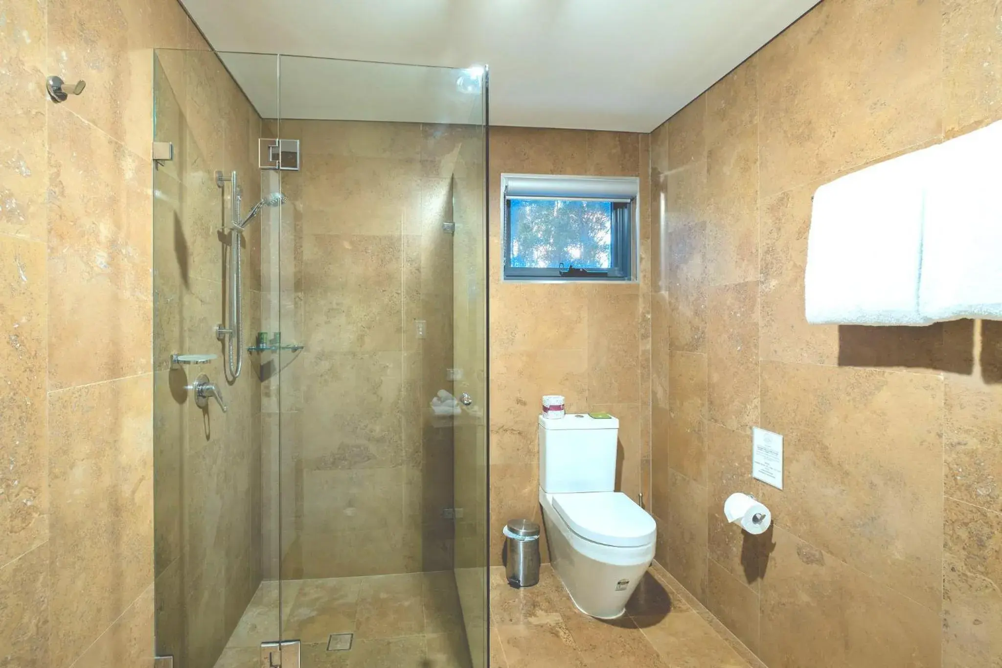 Shower, Bathroom in Eight Willows Retreat