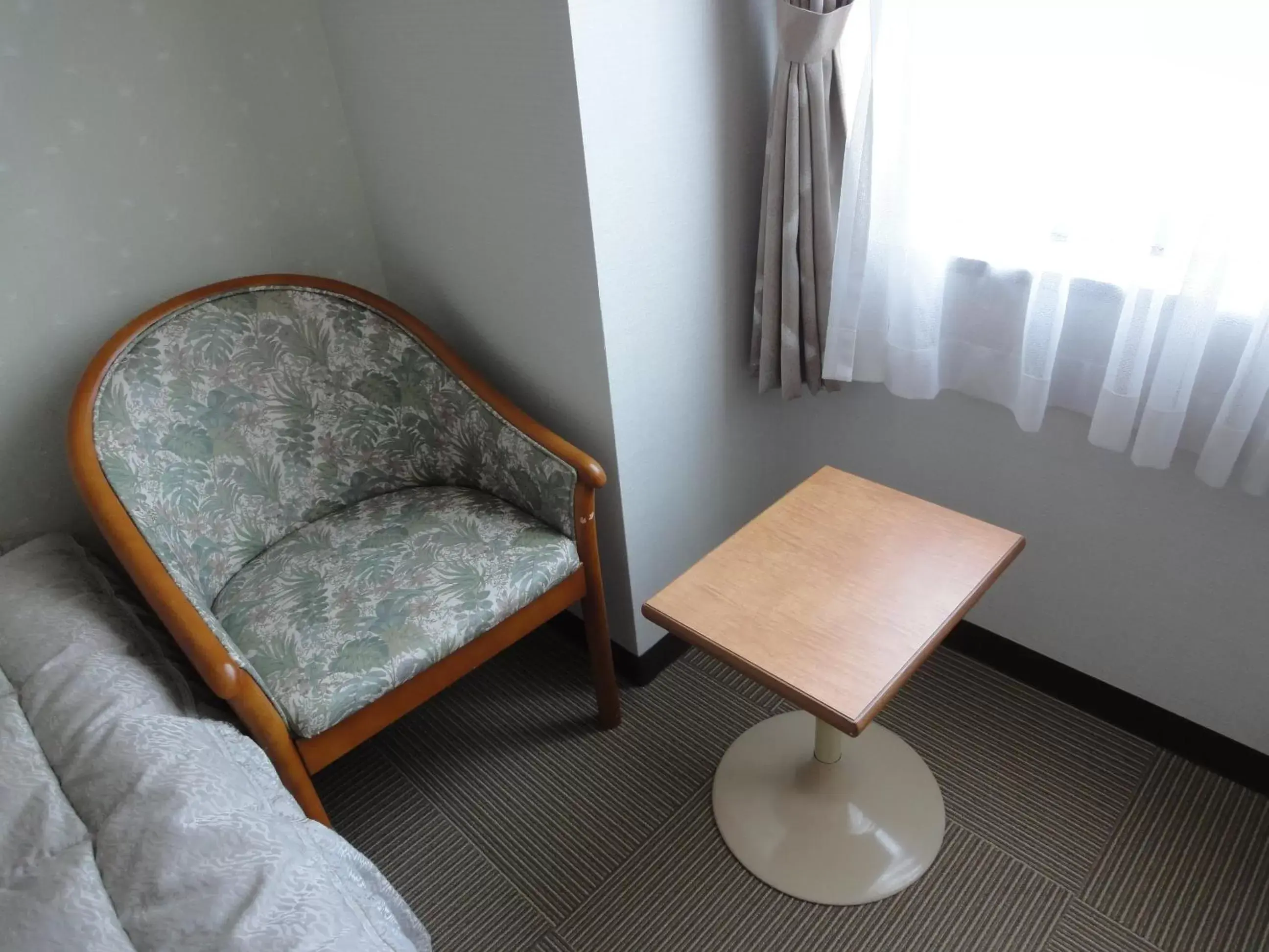 Seating Area in Tottori City Hotel