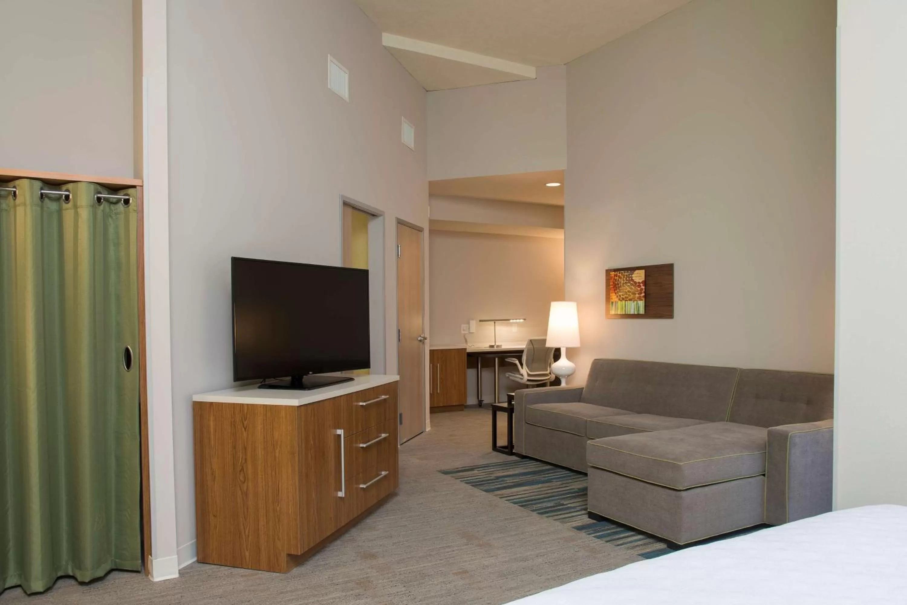Queen Studio with Roll-In Shower in Home2 Suites by Hilton Indianapolis Downtown
