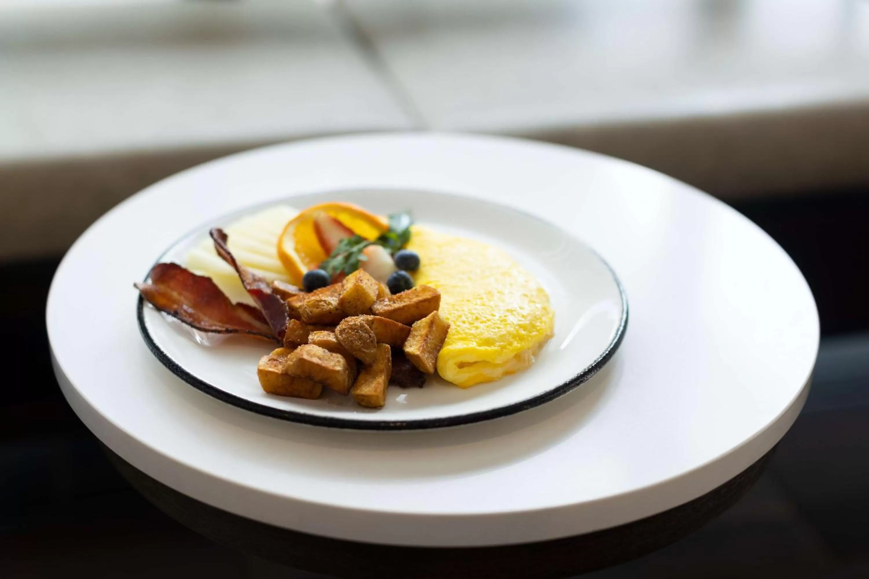 Breakfast in Embassy Suites by Hilton Tucson East