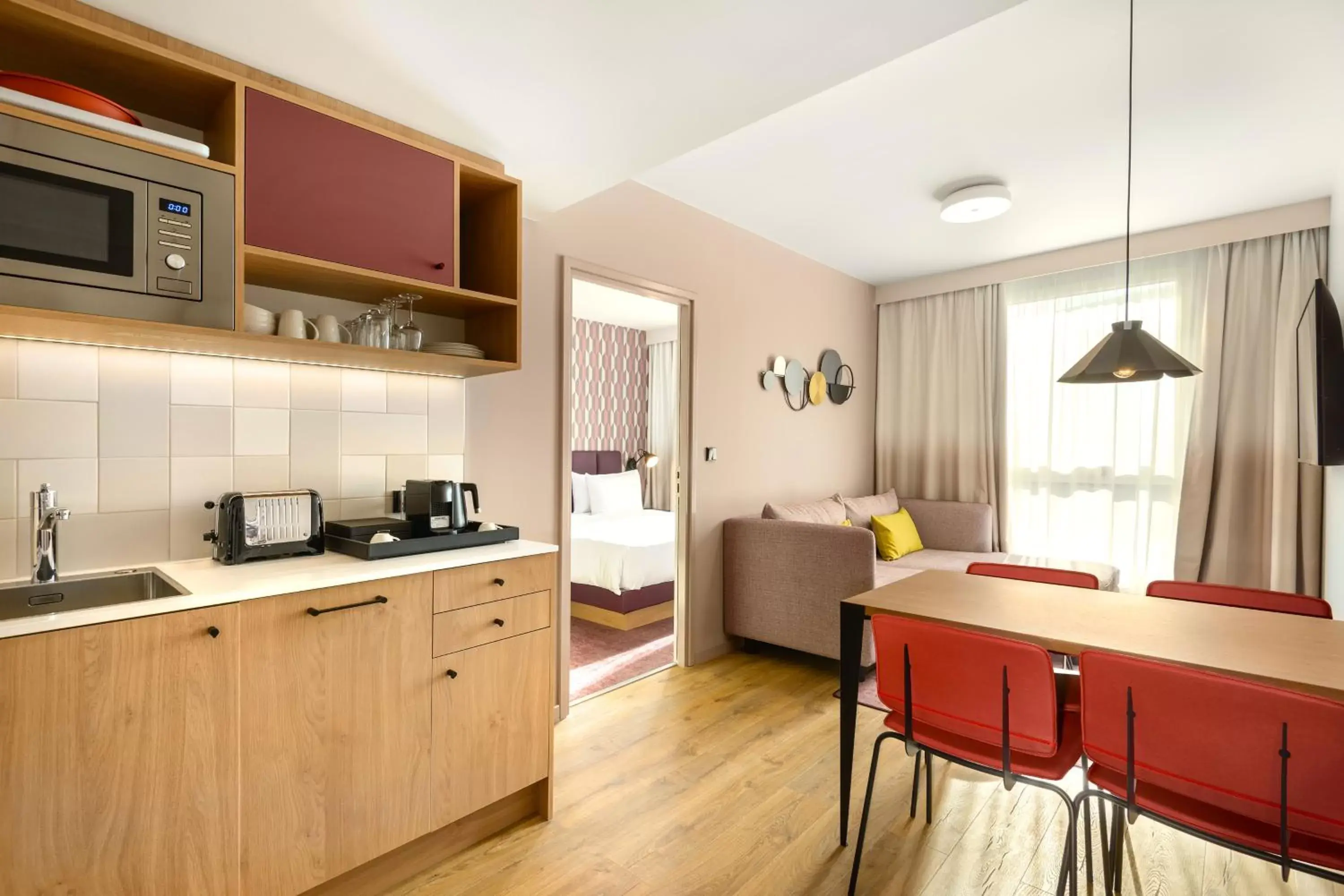 Kitchen or kitchenette, Kitchen/Kitchenette in Hyatt House Paris Charles de Gaulle Airport