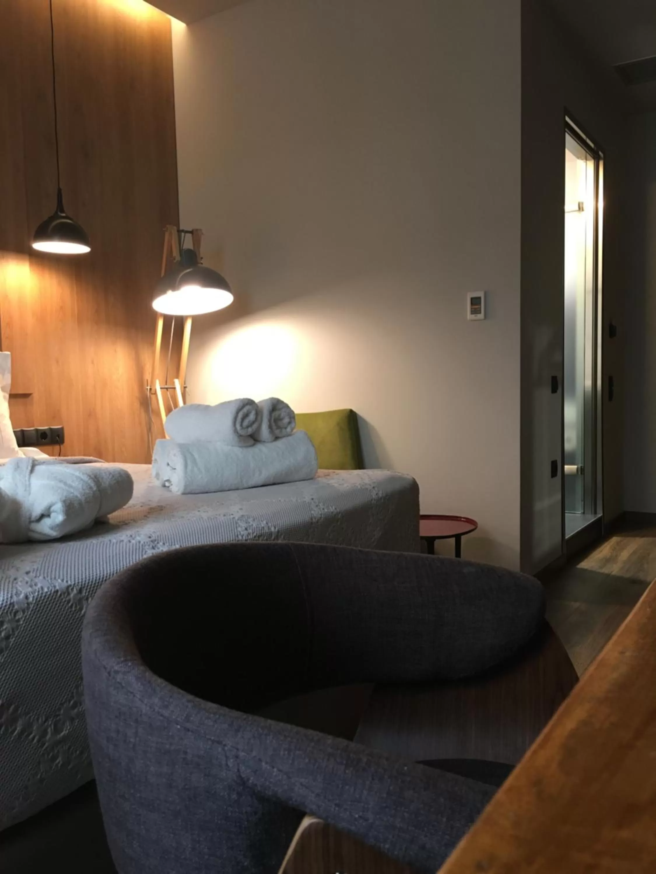 Bed in 360Degrees Pop Art Hotel