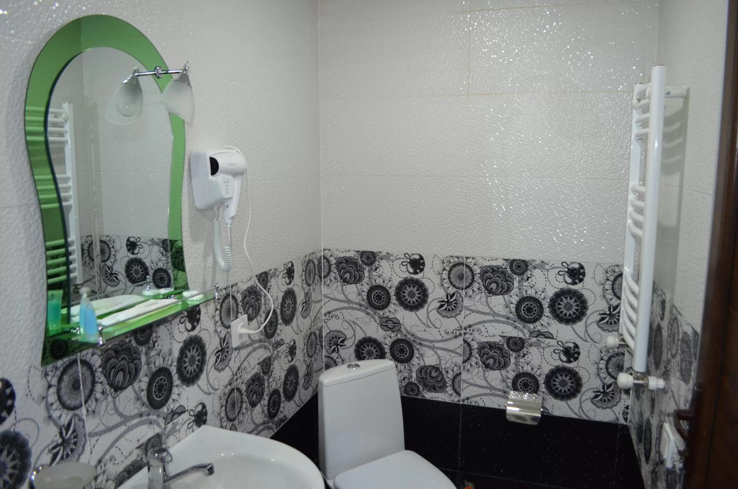 Bathroom in Hotel Svanseti