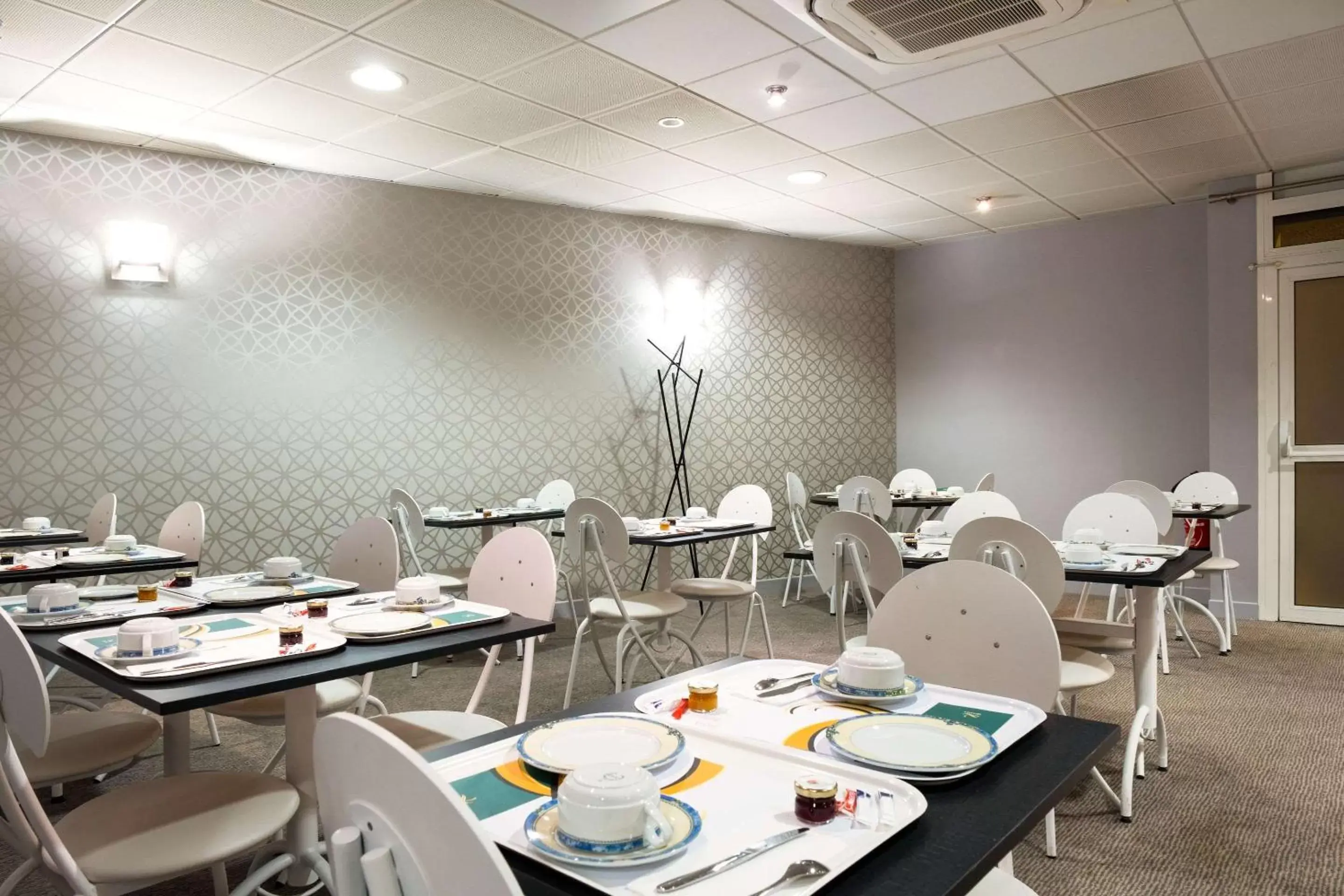 Restaurant/places to eat in Quality Hotel Pau Centre Bosquet Restaurant/places to eat in Quality Hotel Pau Centre Bosquet