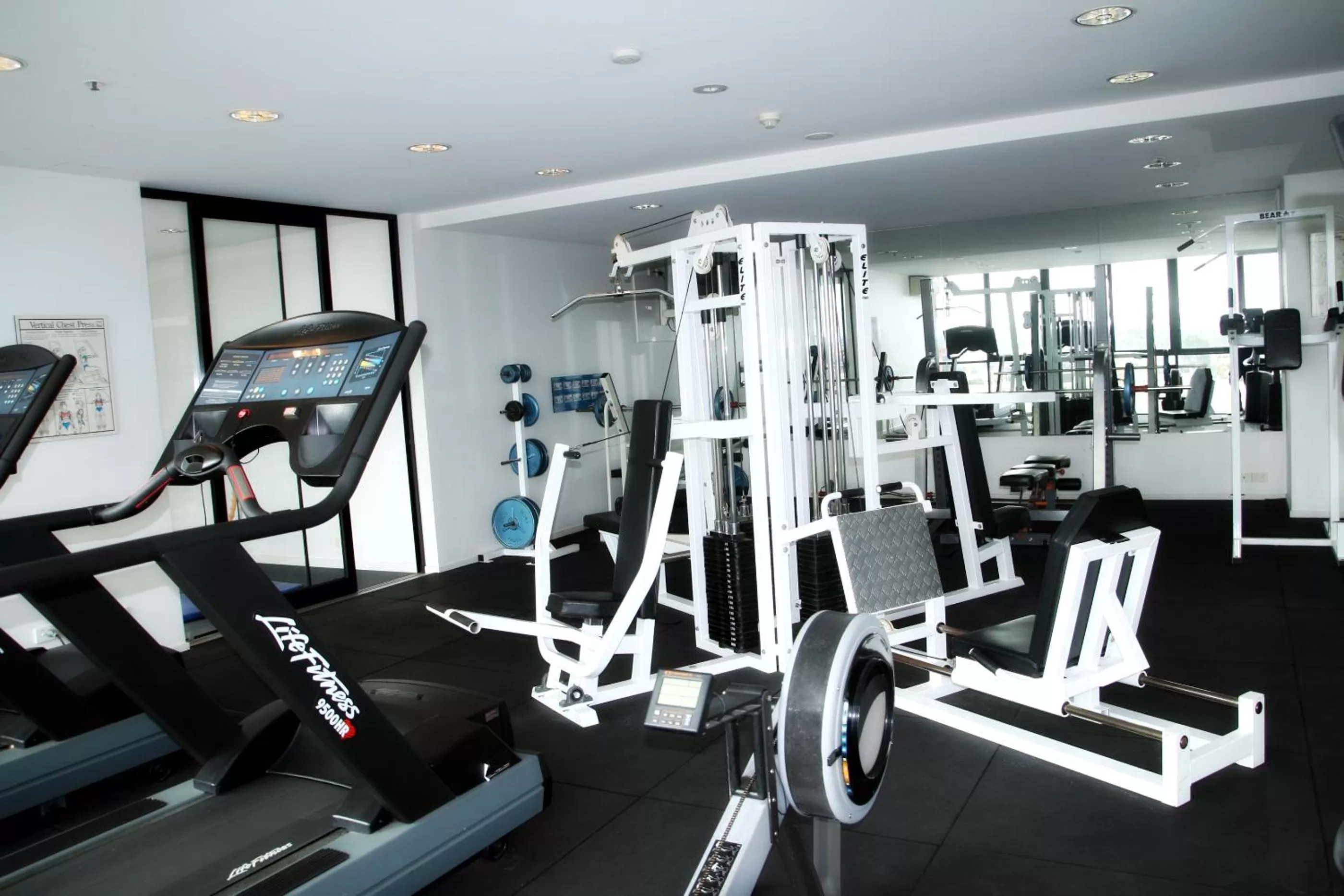 Fitness centre/facilities in Docklands Private Collection - NEWQUAY